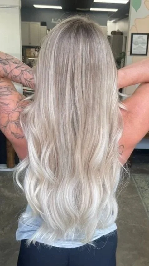 Bright blonde by Danie Jacobs