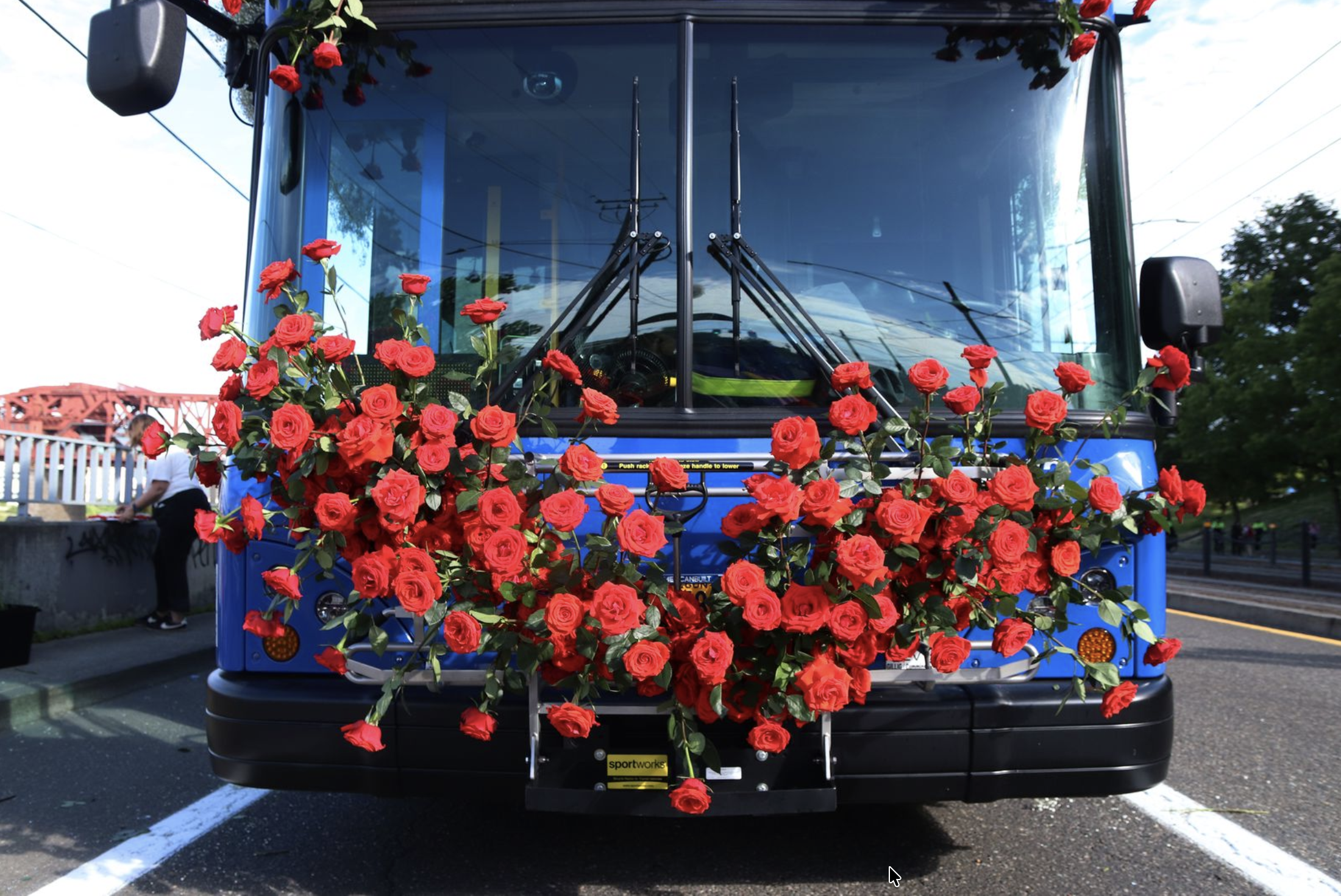 TriMet Grand Floral Parade Portland Rose Festival 225000 spectators community event - FinksCo public sector partnership
