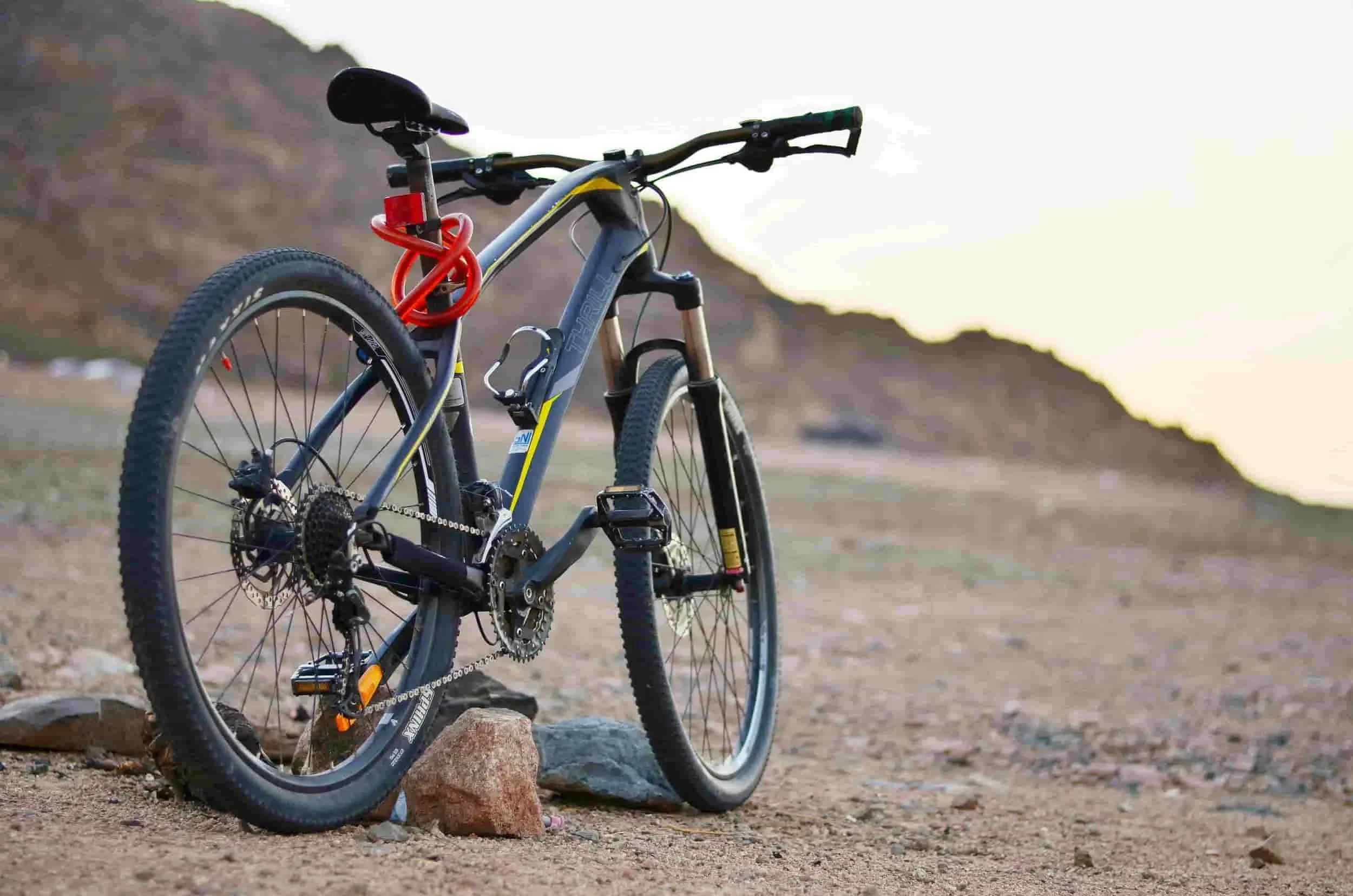 Gear and shopping mountain bike