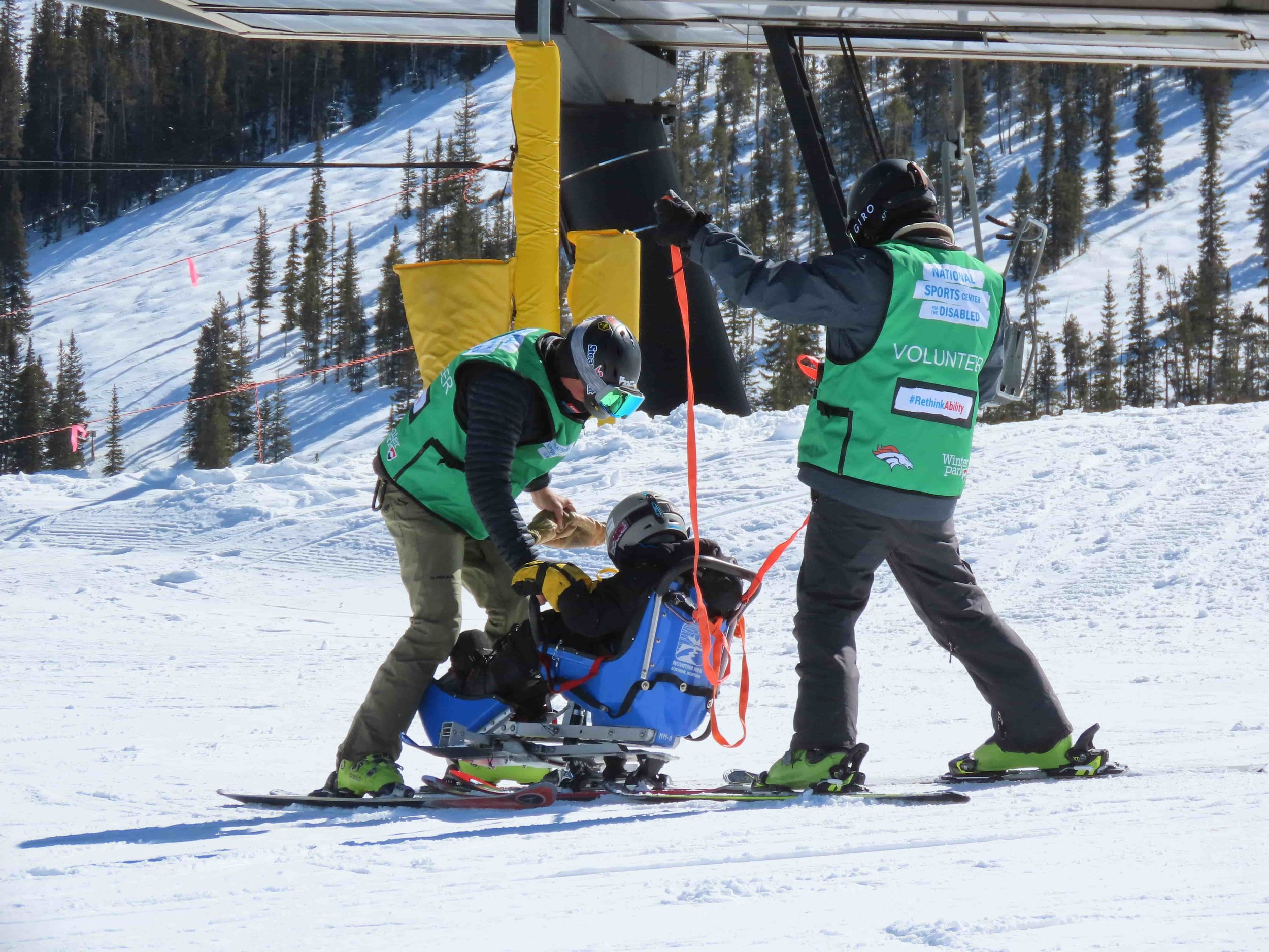 Adaptive skier