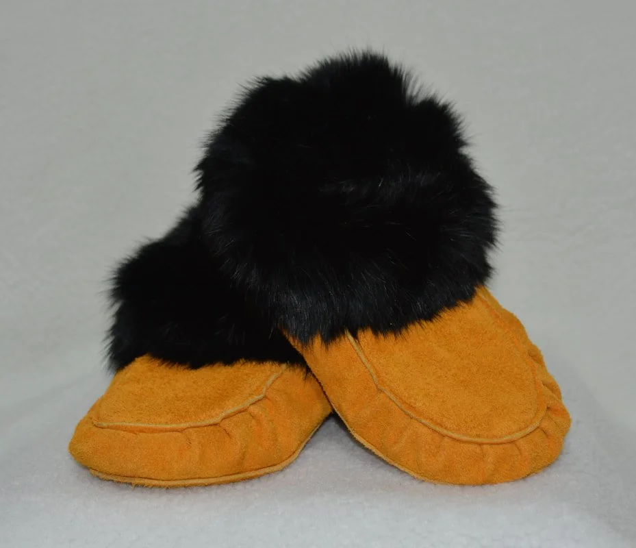 Indigenous Art of Moccasin Making with Cindy Hamilton and Teresa McDowell