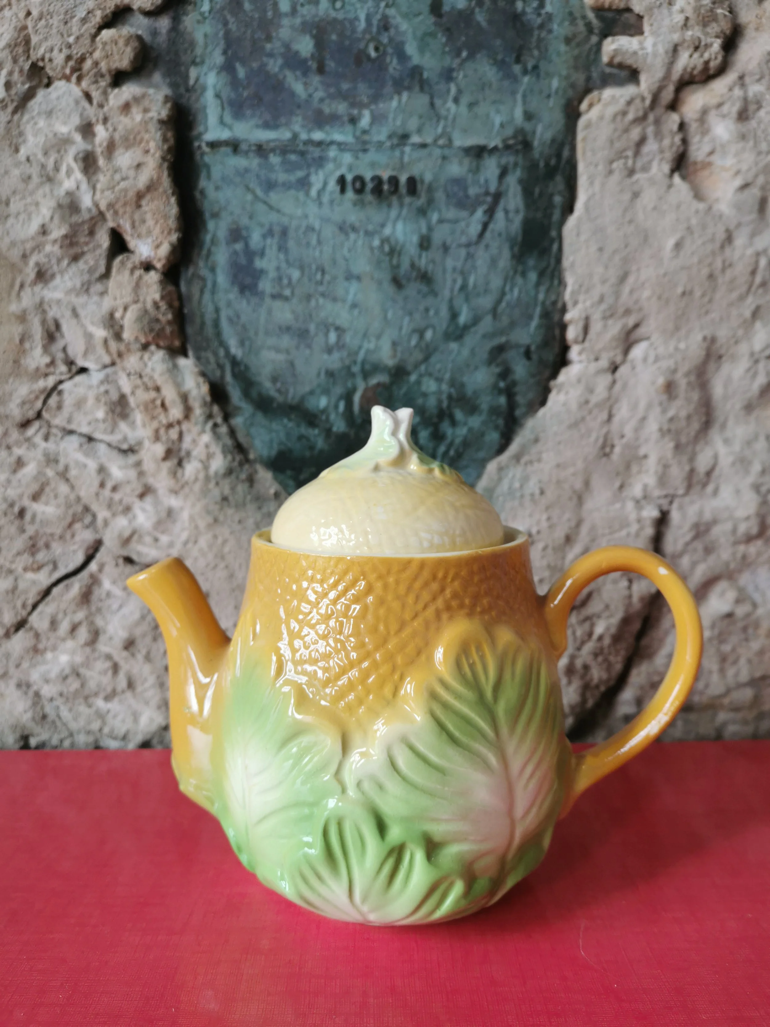 Service à thé en barbotine