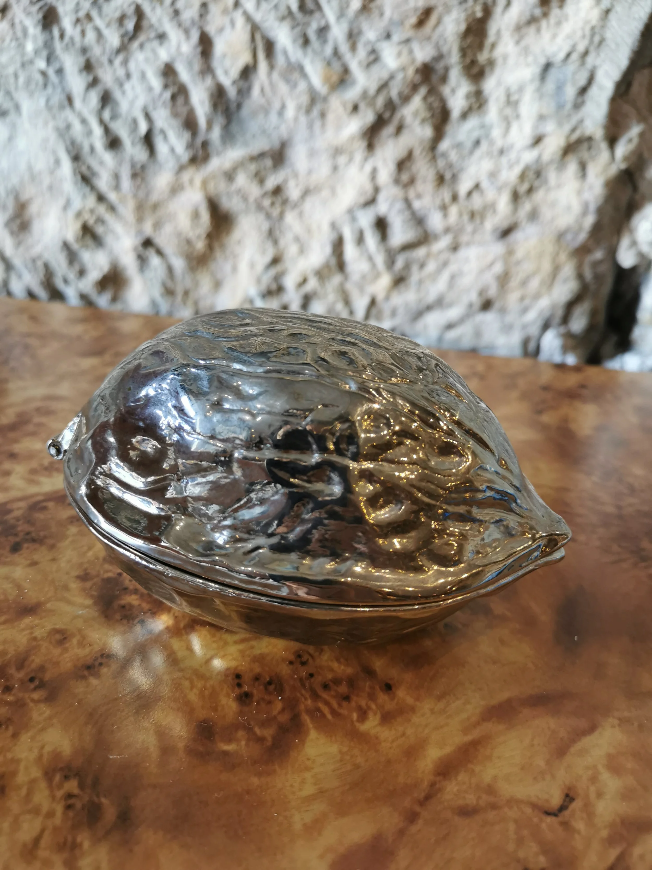 casse-noix-metal-chrome-vintage.jpg
