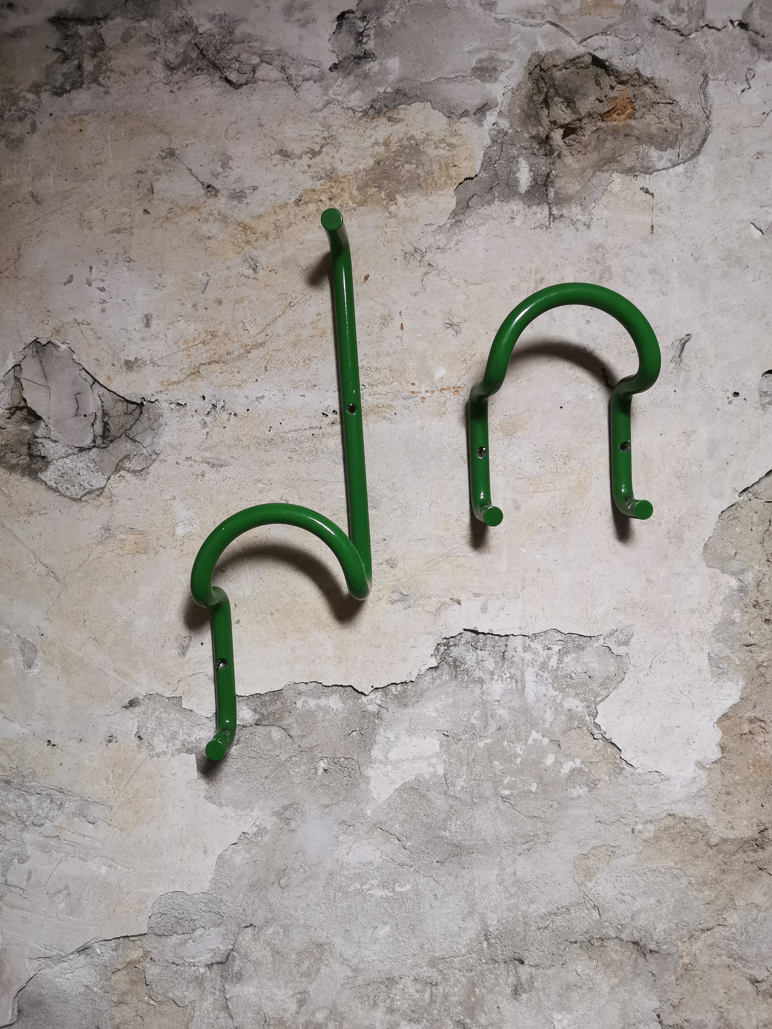 Paire de patères « Taka » de Cesare Rota Nodari.jpg