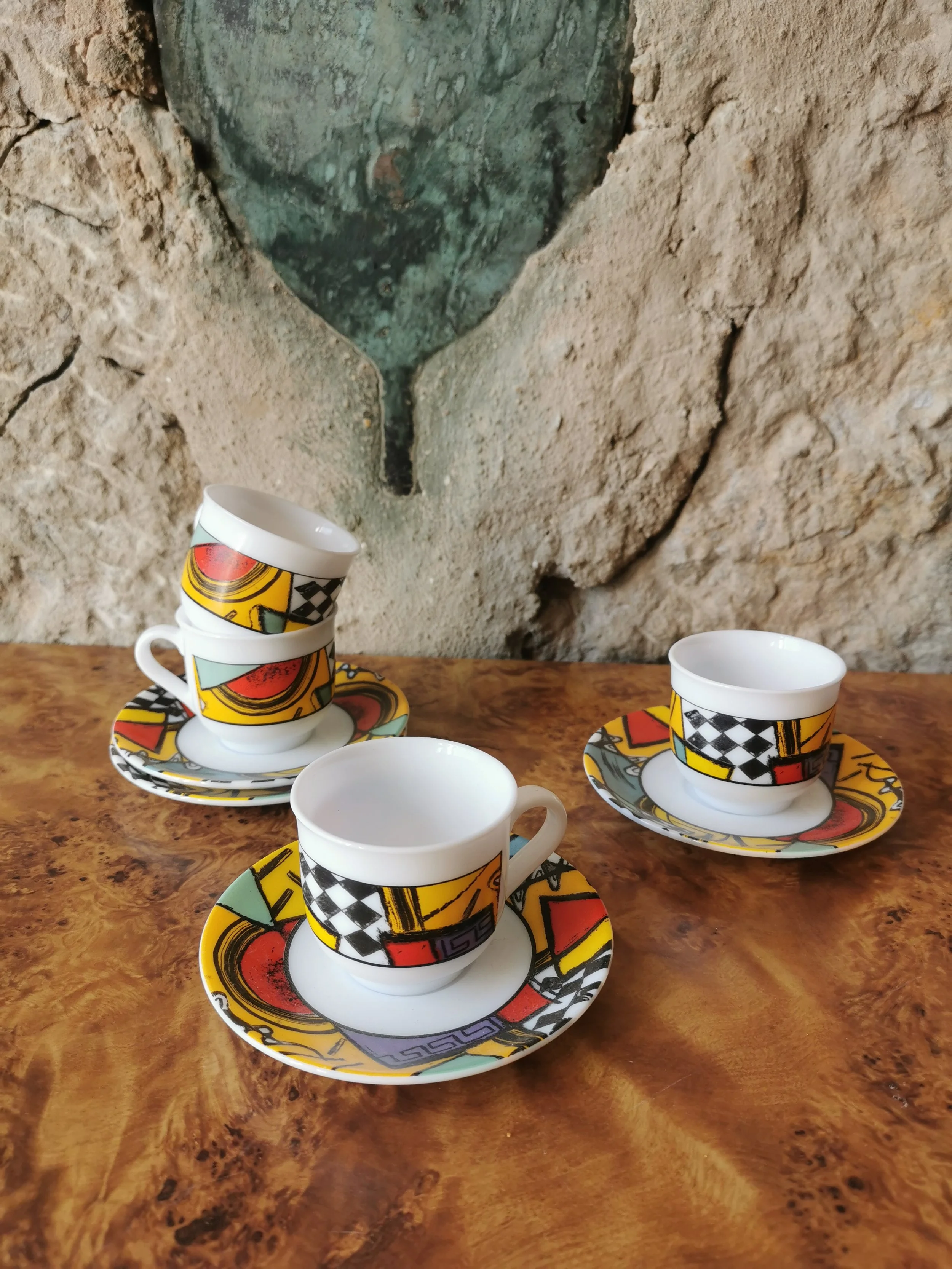 Quatre tasses colorées Pop art Arcopal 'Patchwork'