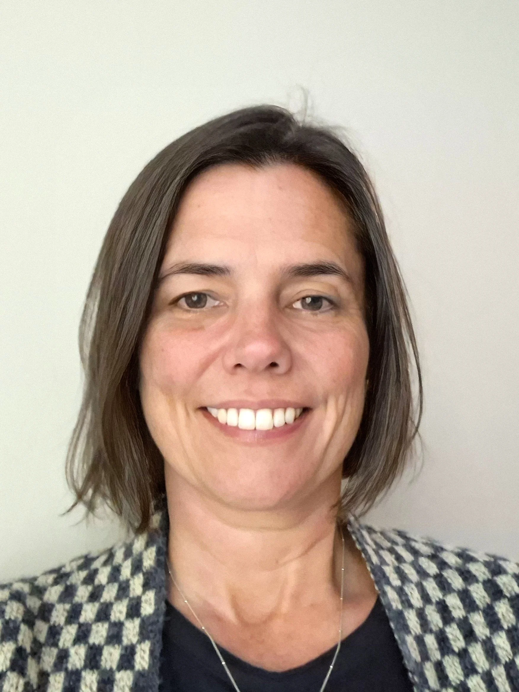 Mayfield NSW Psychologist. Picture of Claire