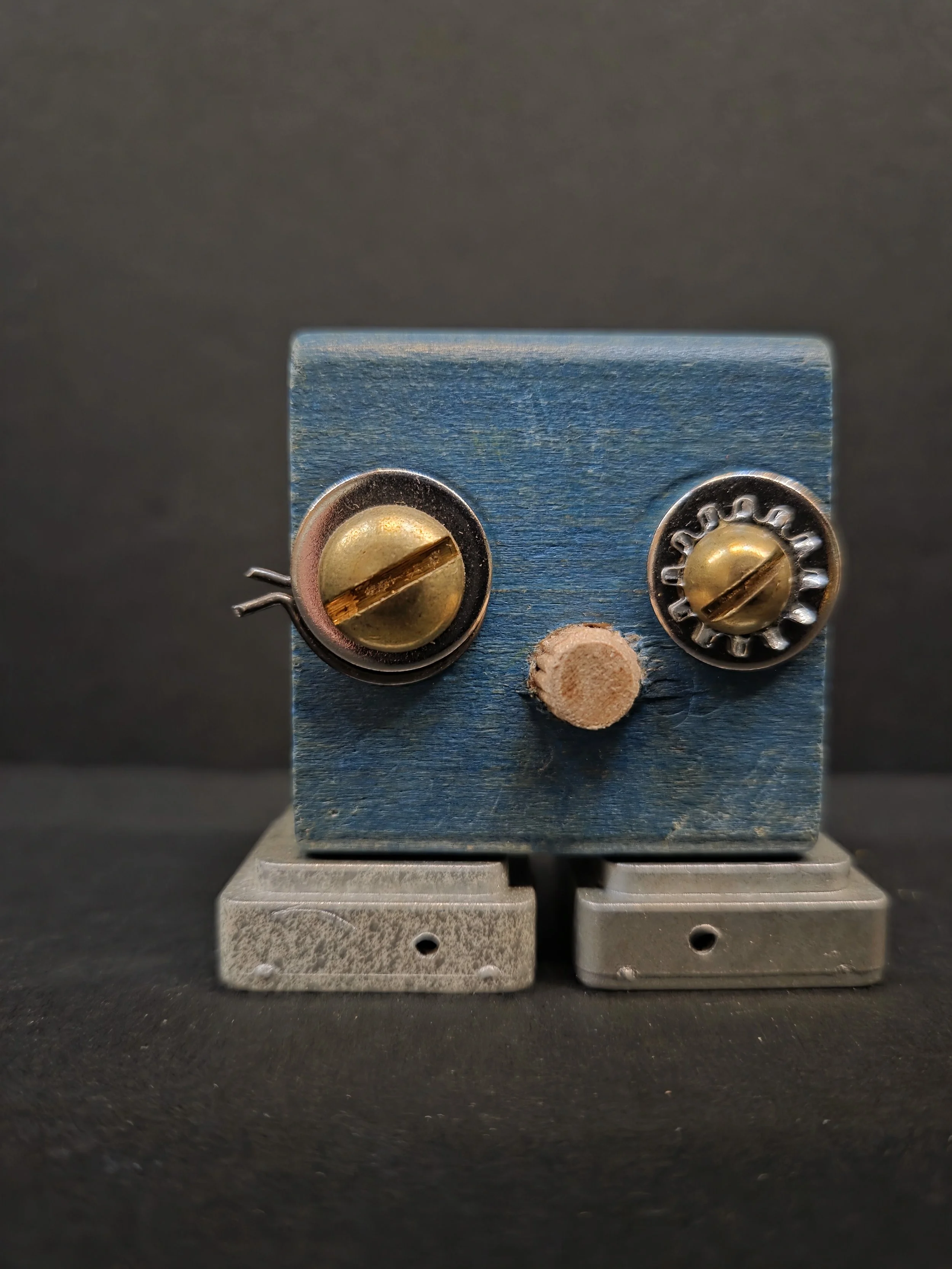 Tweet- Recycled Robot