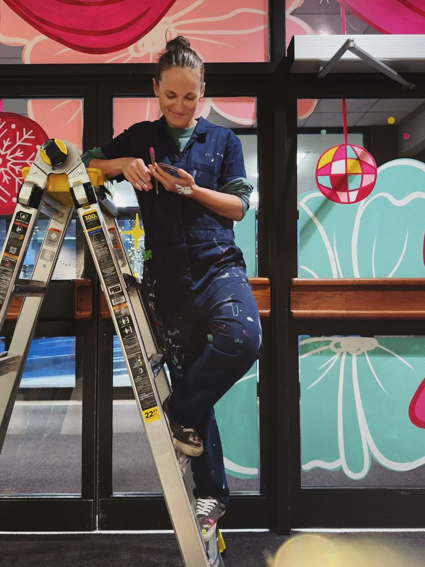 Last week I wrapped up my holiday window installs for the year, and it was my biggest season yet. 

11 locations, 10 clients, 15 days of painting (about 75 hours total) - I LOOOVE this winter marathon! 

Was it hard? Yep. You can see a mirror selfie 