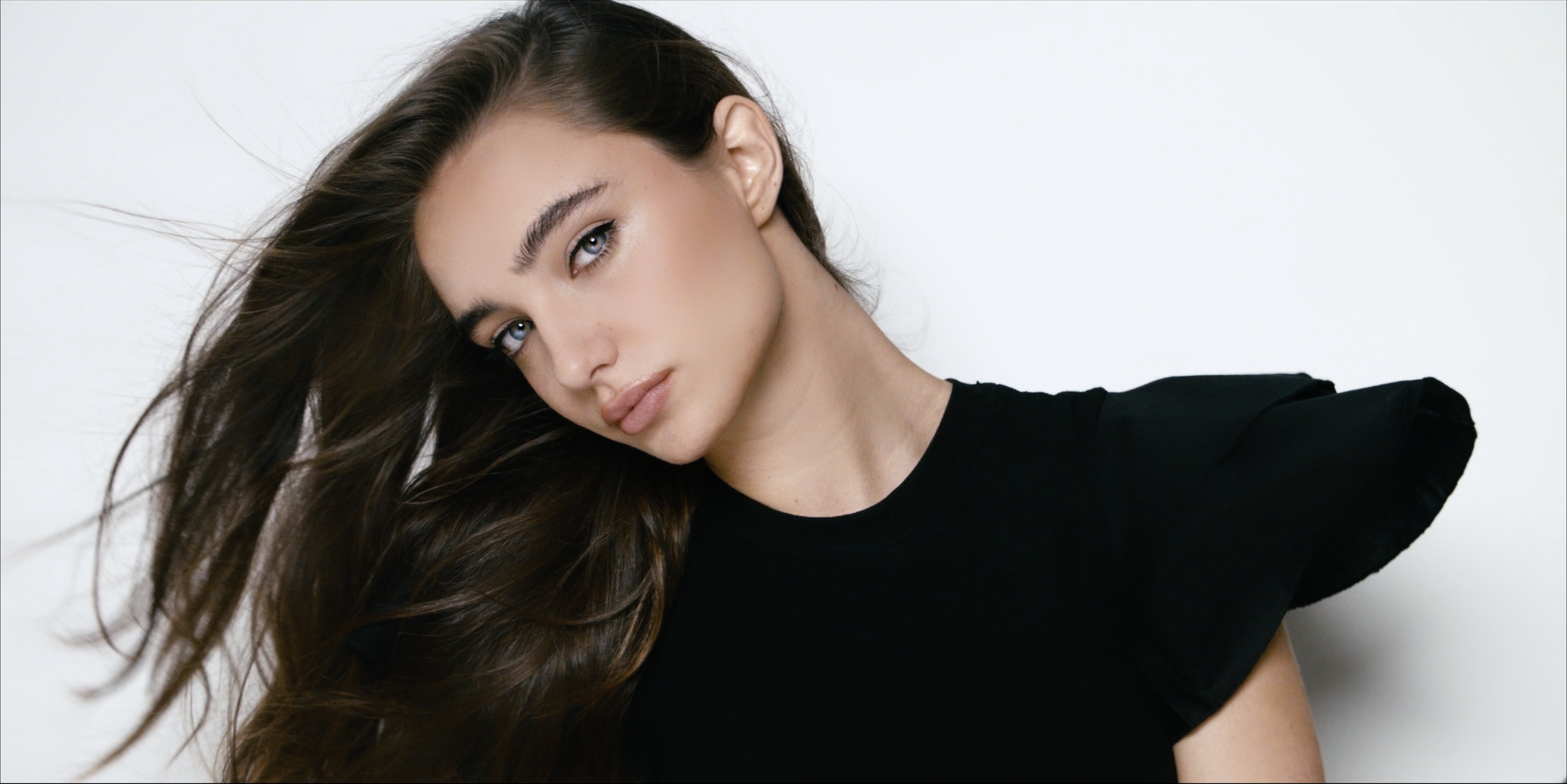  
 Erika Luter | White Cross Magazine 
 