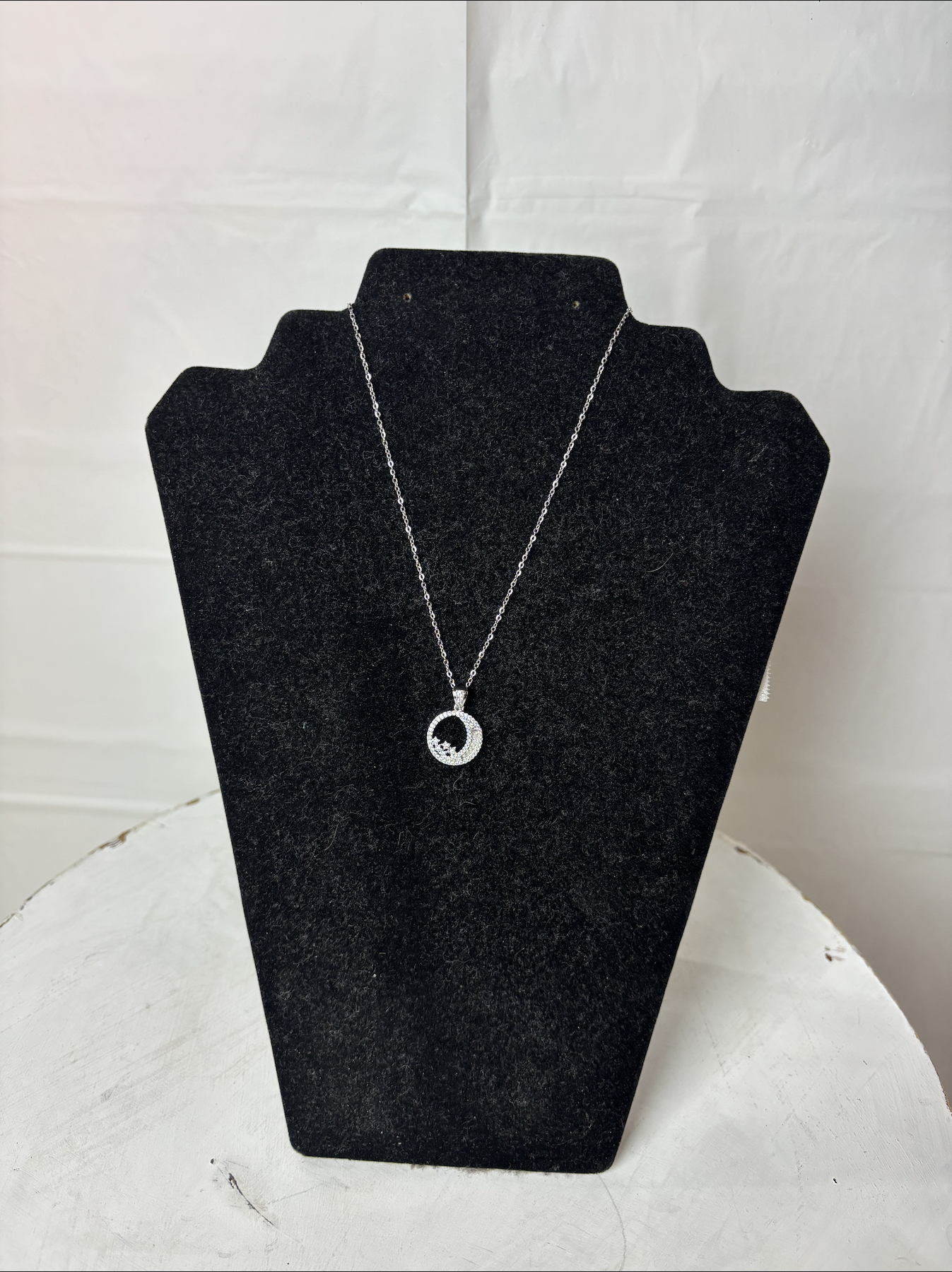 Cute pendant necklace