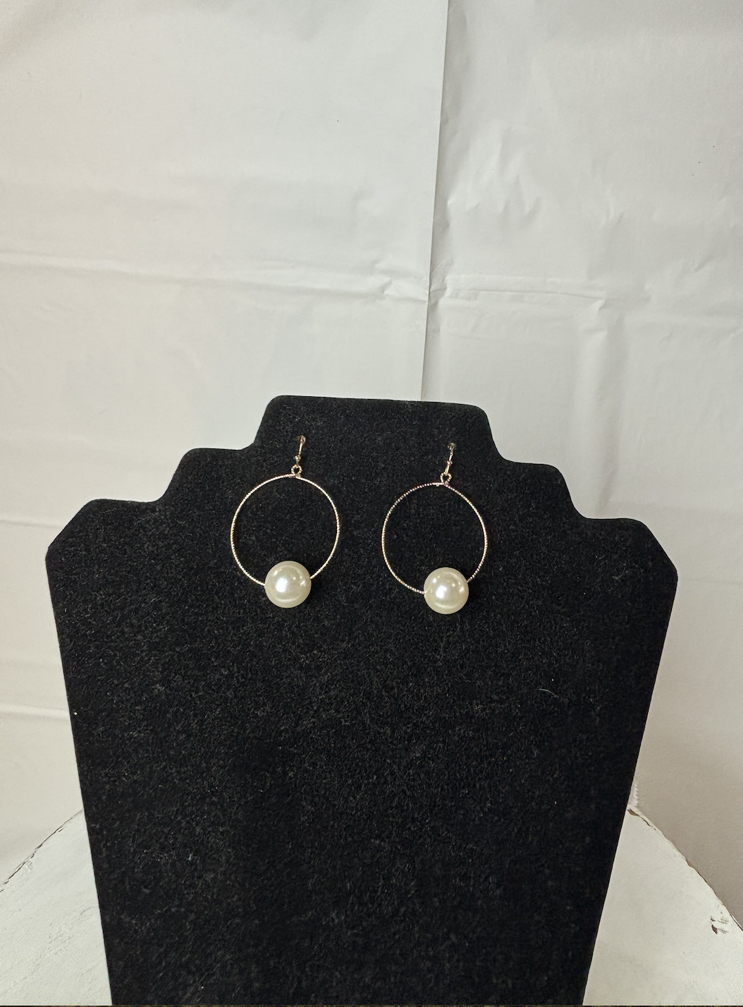 Gold with pearl earring
