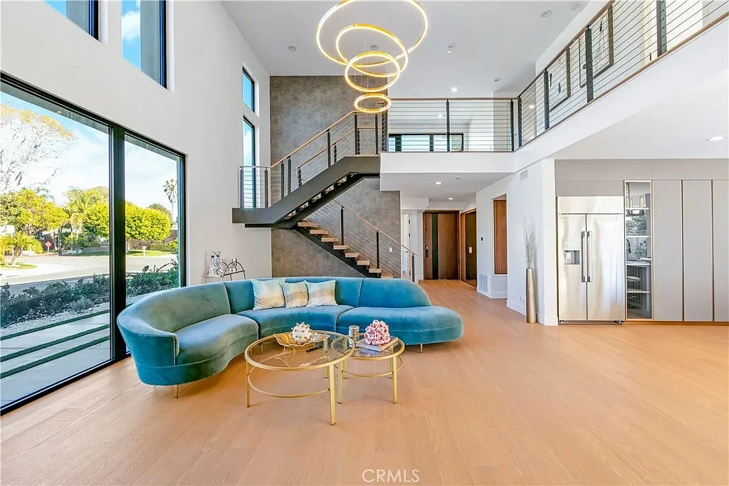 Living couch stairs 2.webp