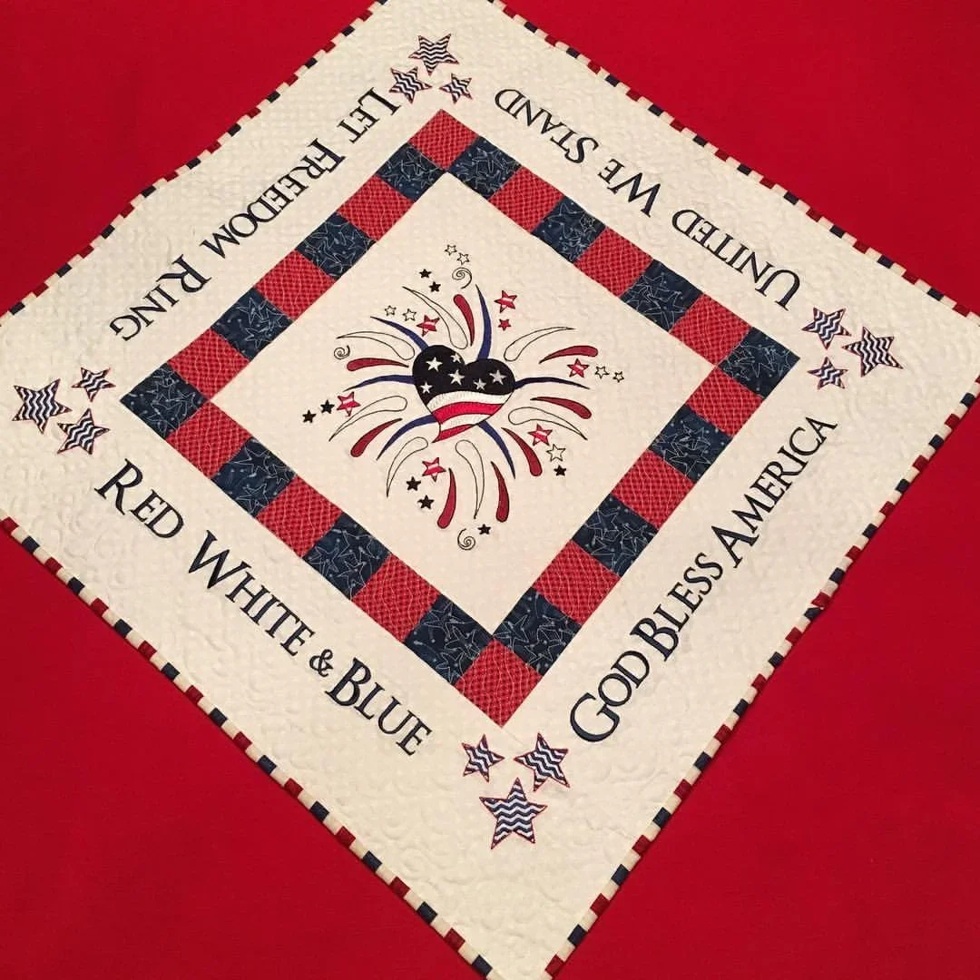Fourth+of+July+Quilting+Hanging.webp