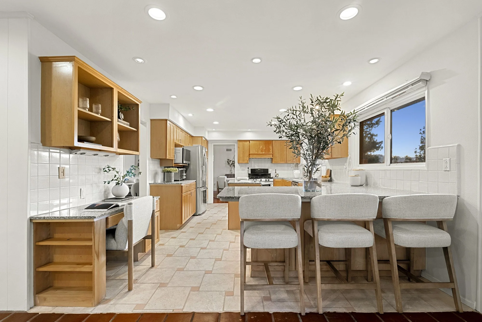 3127 Arrowhead 23.jpg