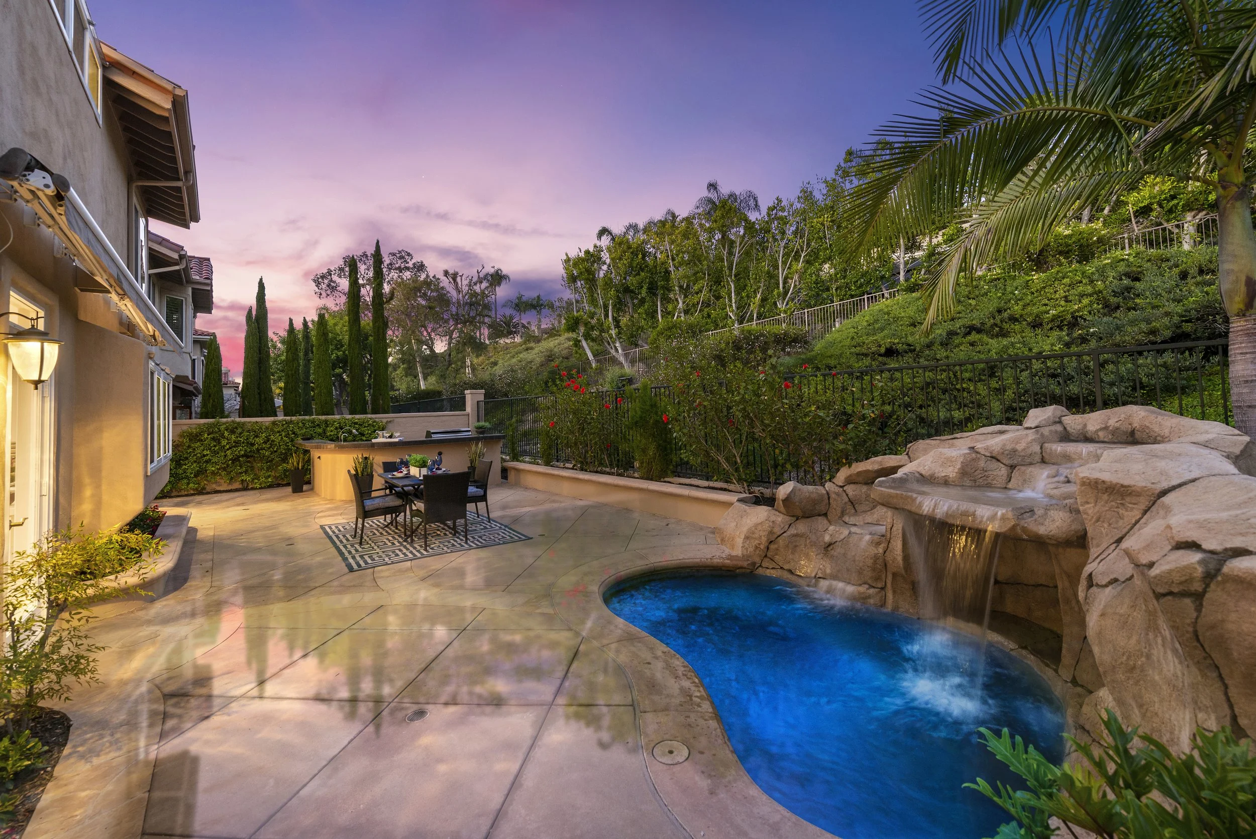 8 Westgate TWILIGHT WET (1).jpg