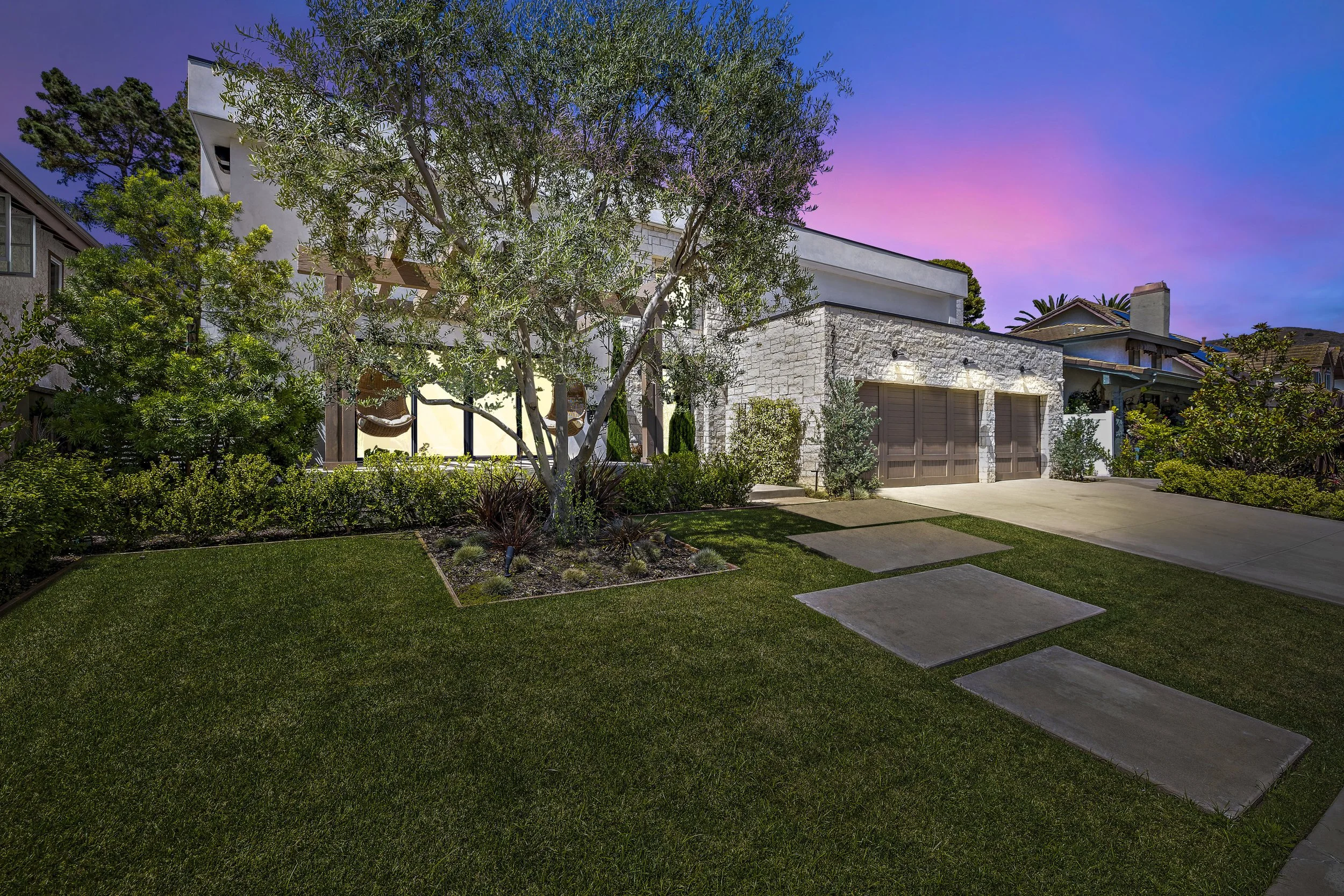 10-85-print-27171 Calle Delgado TWILIGHT 3.jpg