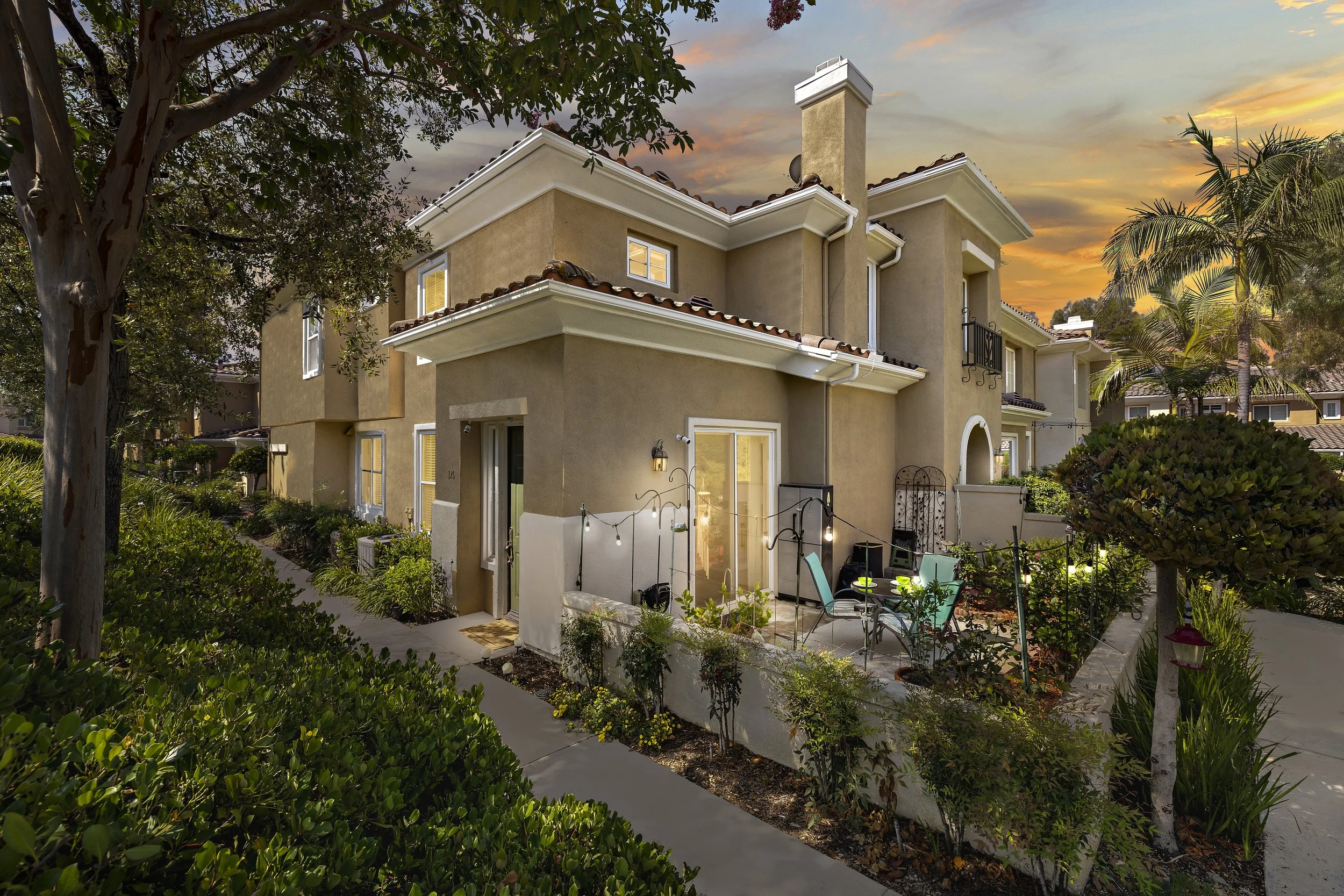 4-44-print-128 Via Vicini TWILIGHT 2.jpg