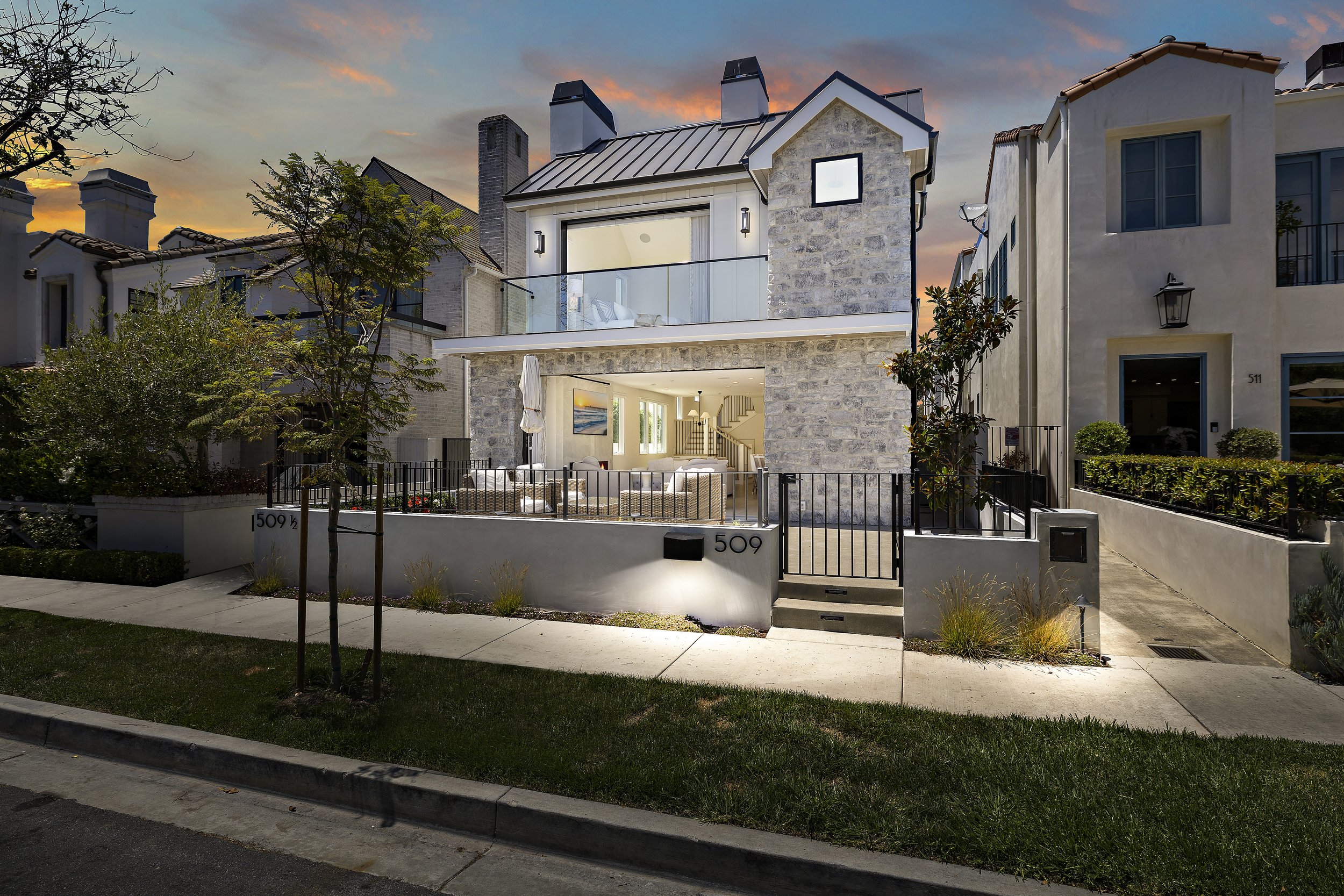 5-57-print-509 Carnation TWILIGHT 1.jpg