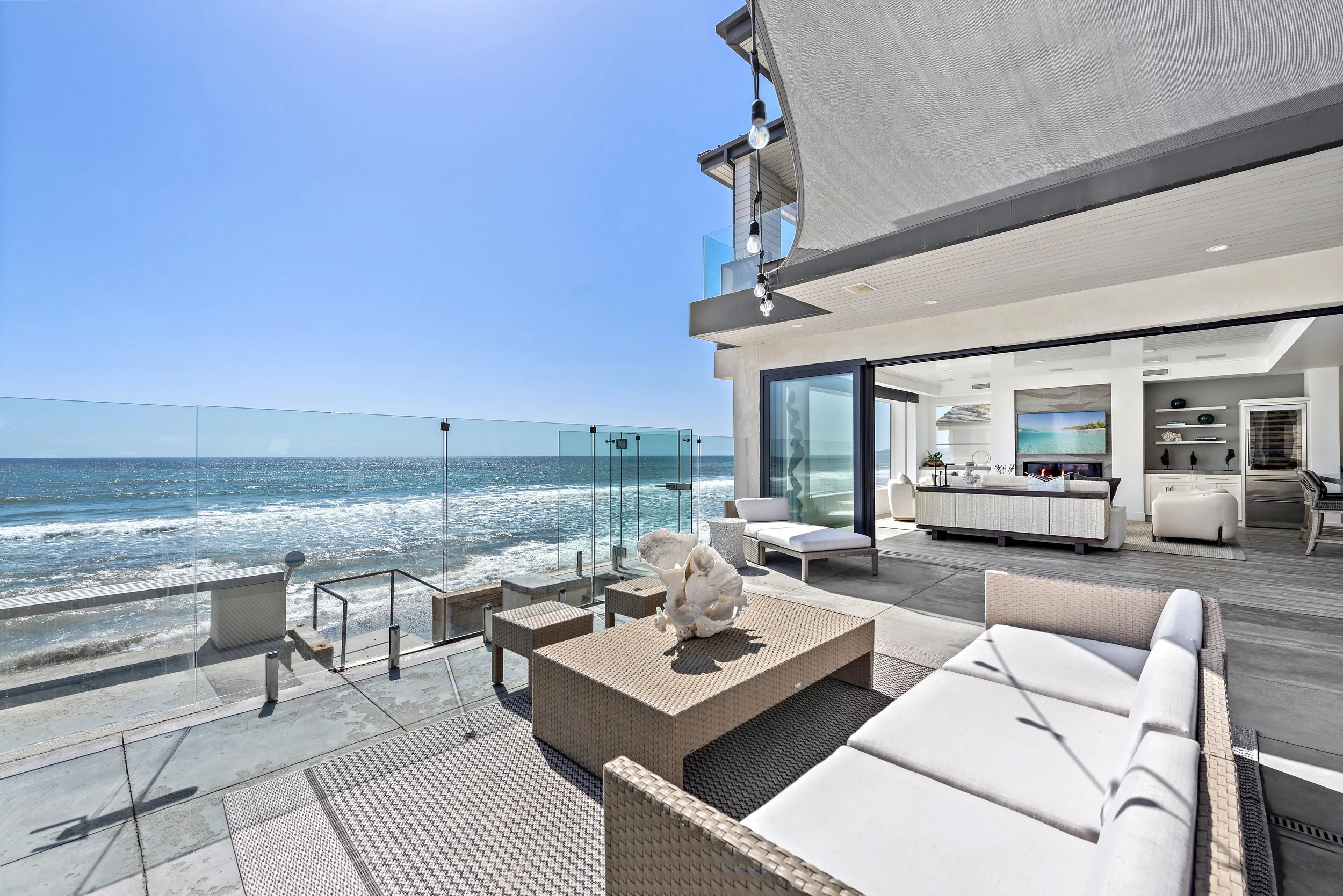 1880 N El Camino Real 74-75 (16).jpg