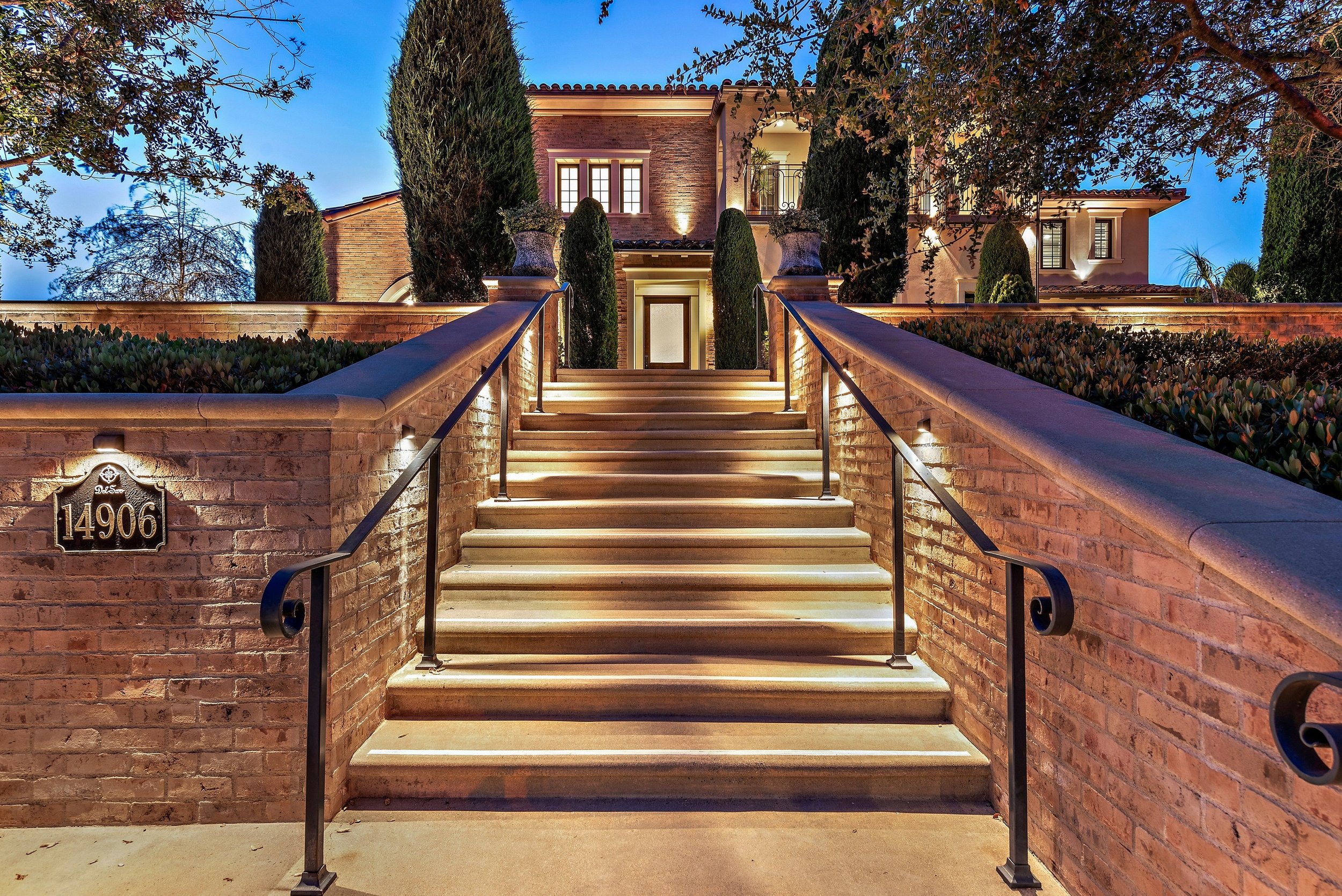 14906 Rivawill TWILIGHT (40).jpg