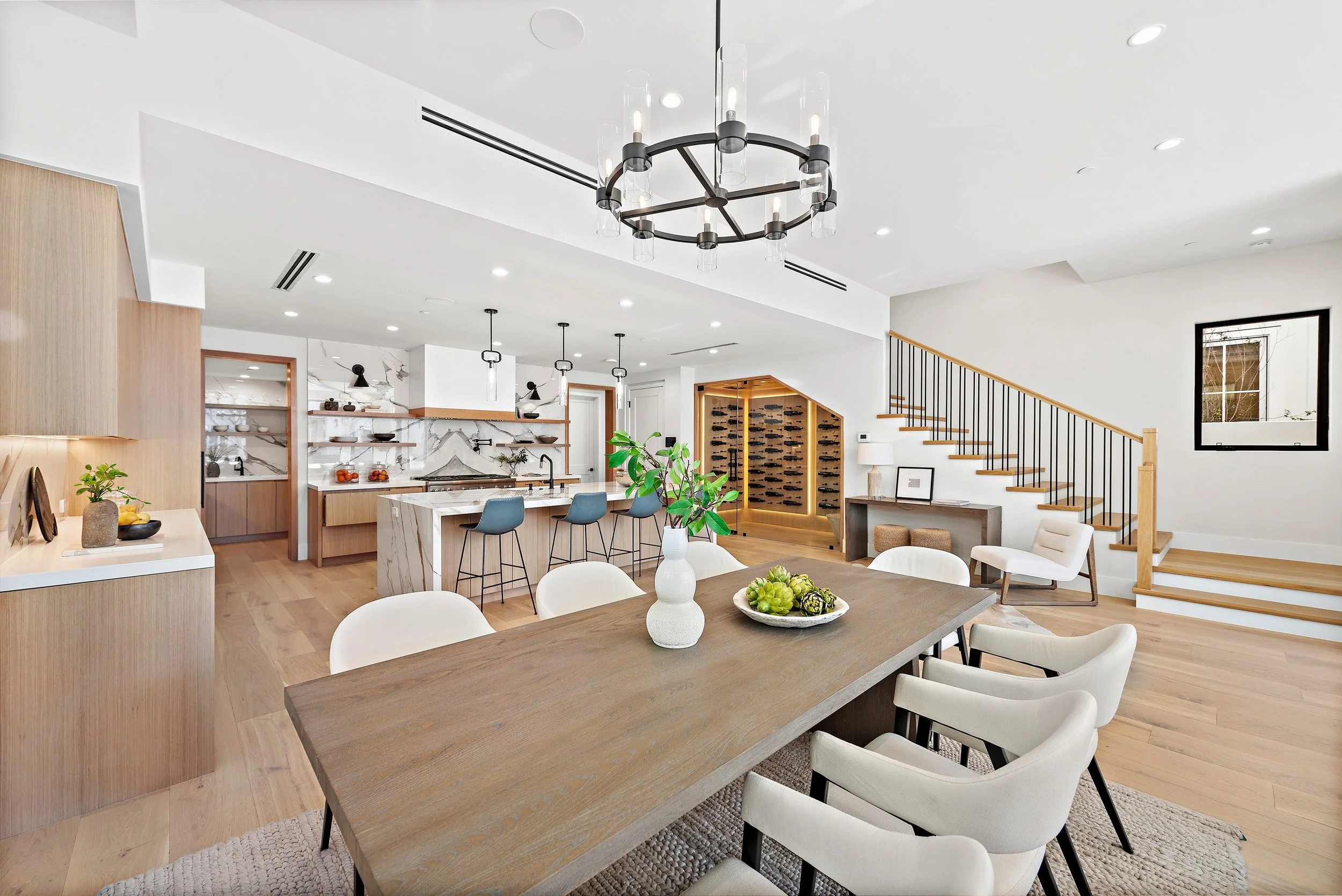 1508 E Ocean DAY (7).jpg