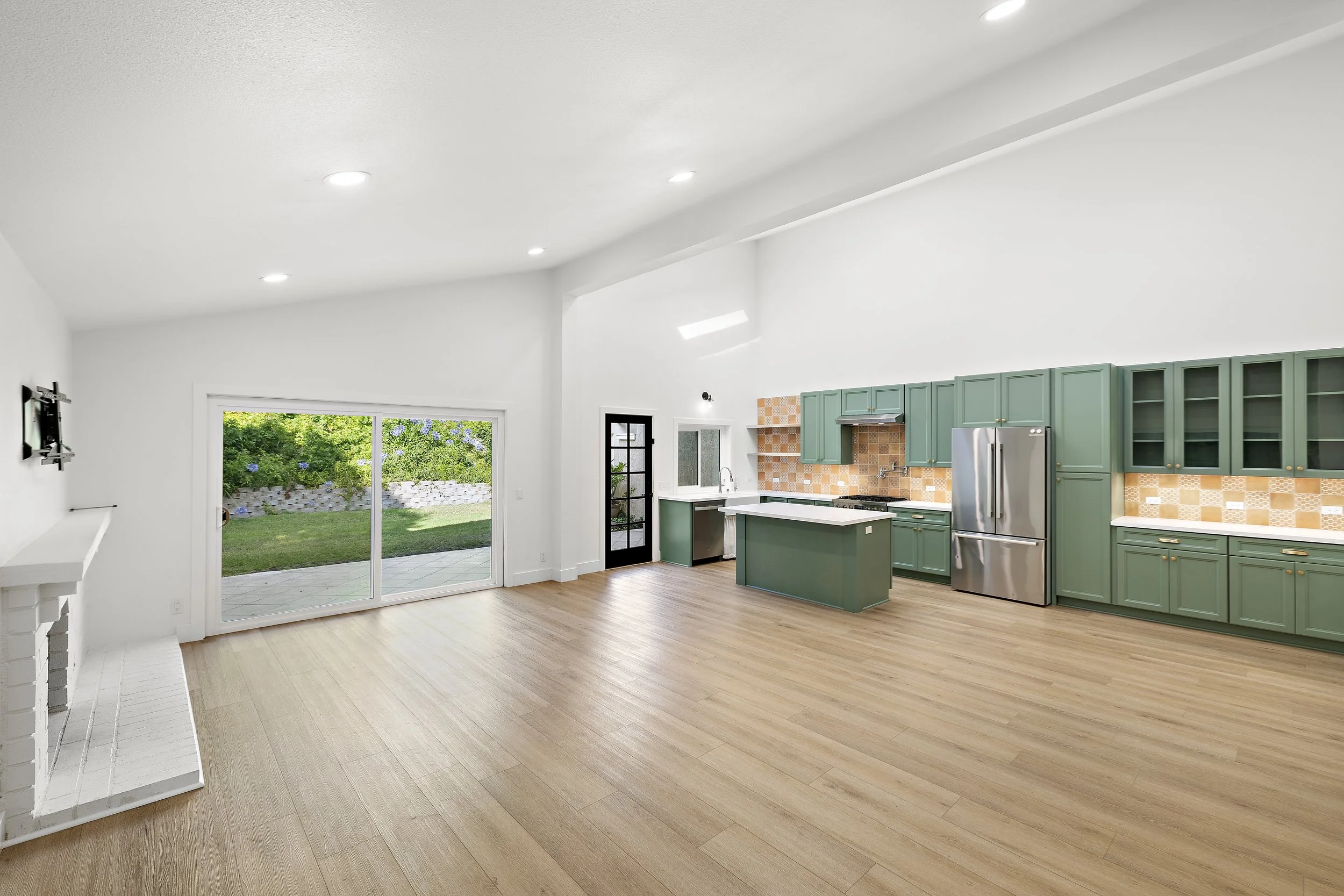 14-24-print-294 Calle Cuervo 24.jpg