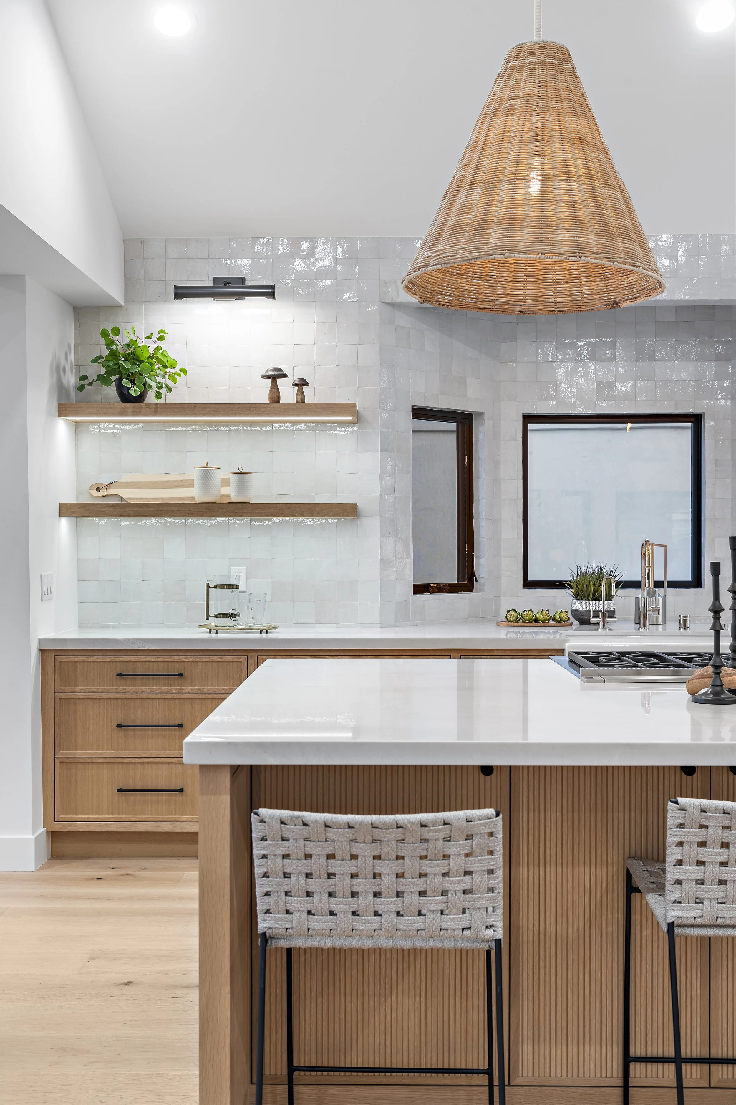 62-print-527 Ave Del Verdor TWILIGHT (1).jpg