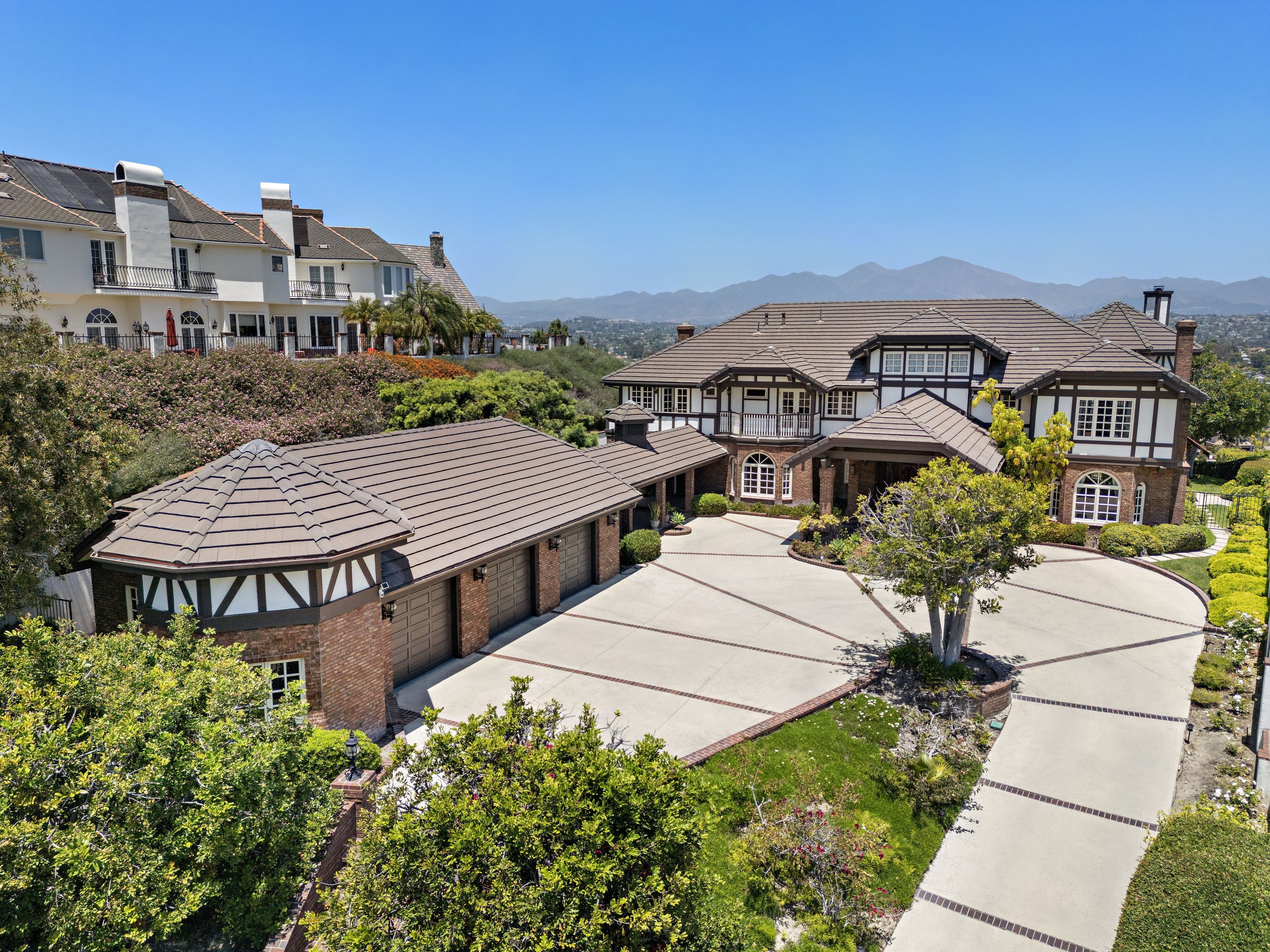 76-print-26126 Oroville DAY 76.jpg