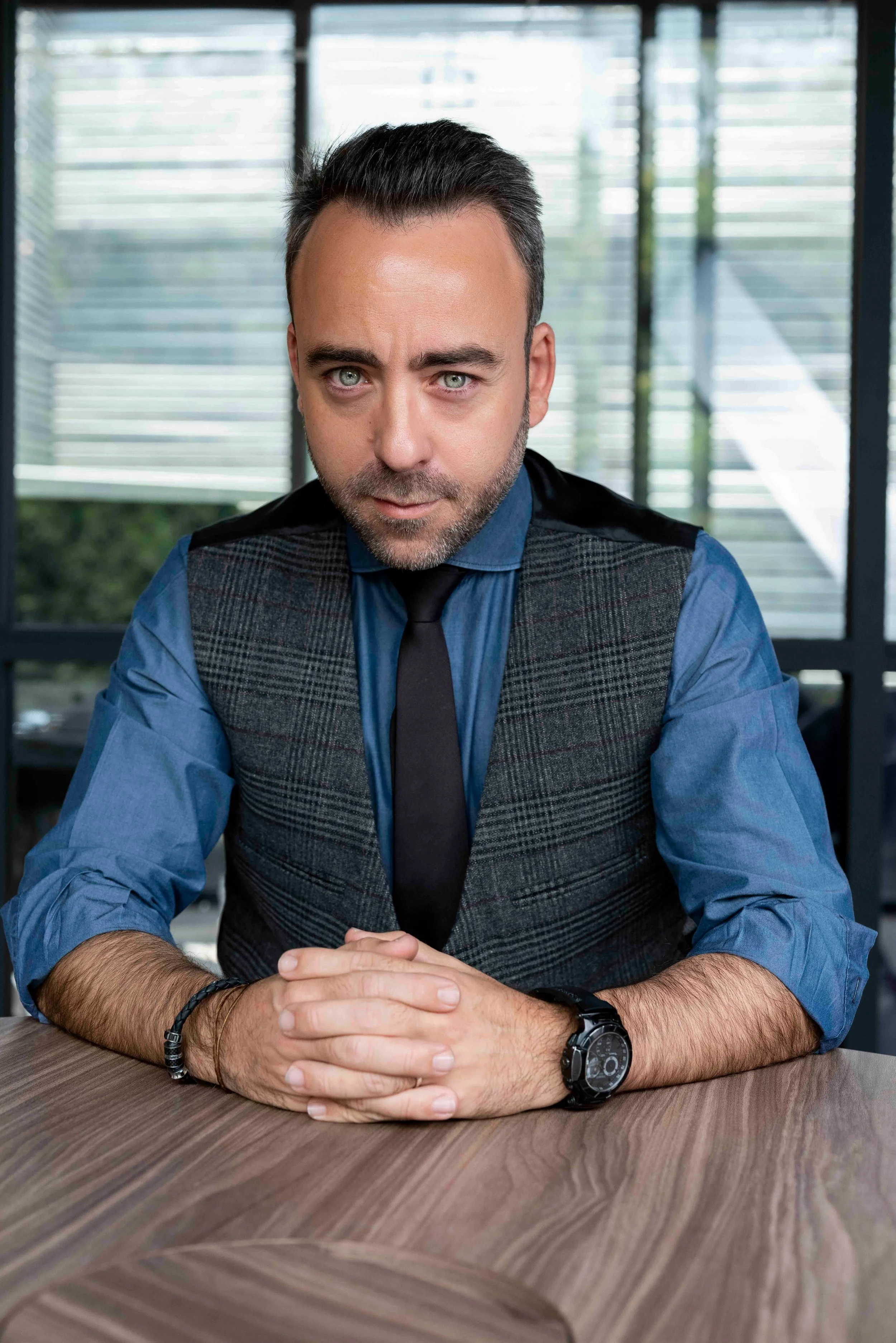 R01-20_SAMANIEGO_STUDIO503 066.jpg