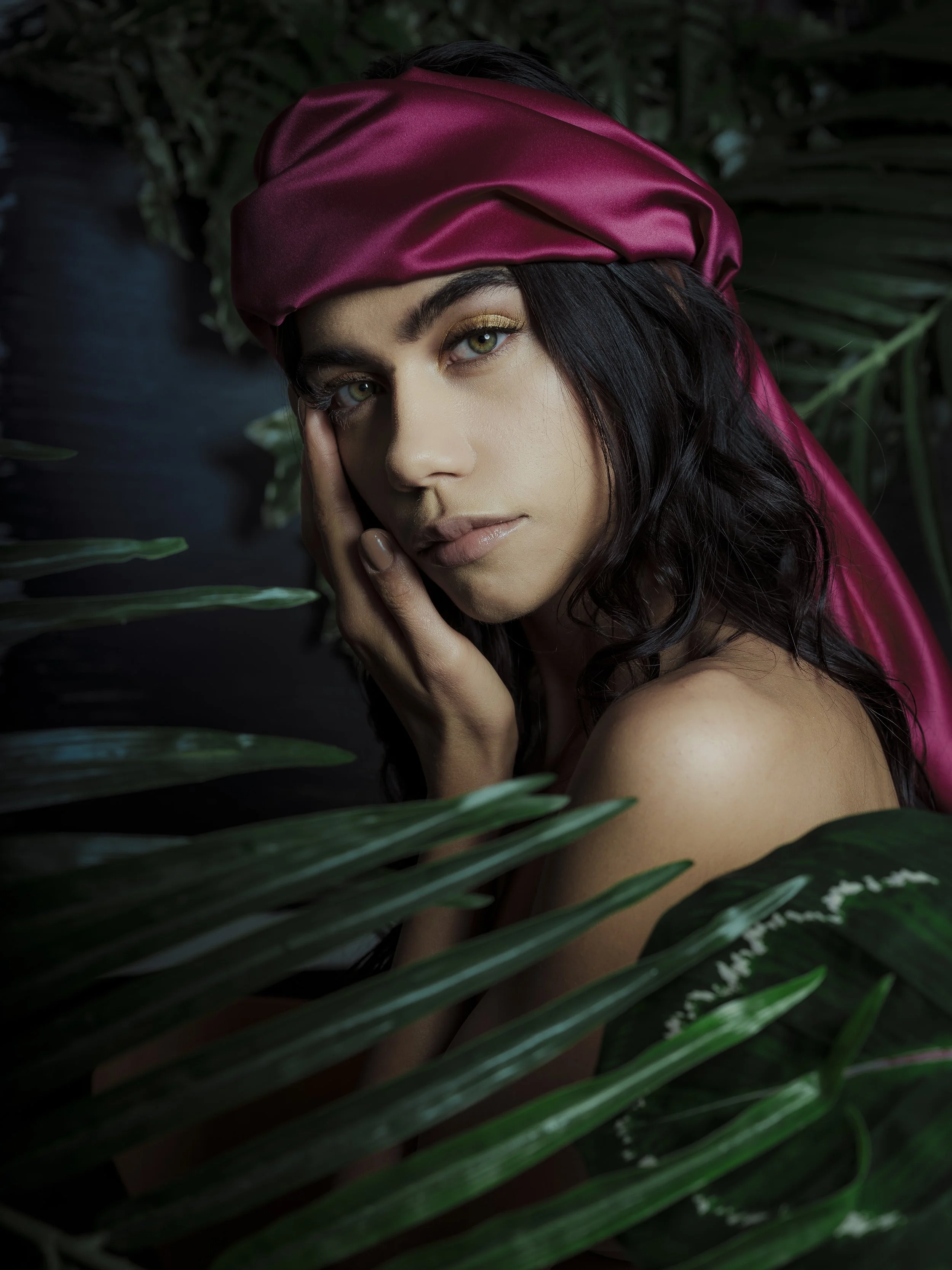 Retrato editorial realizado en Studio 503, estudio fotográfico profesional en Puebla especializado en fotografía de retrato y dirección visual