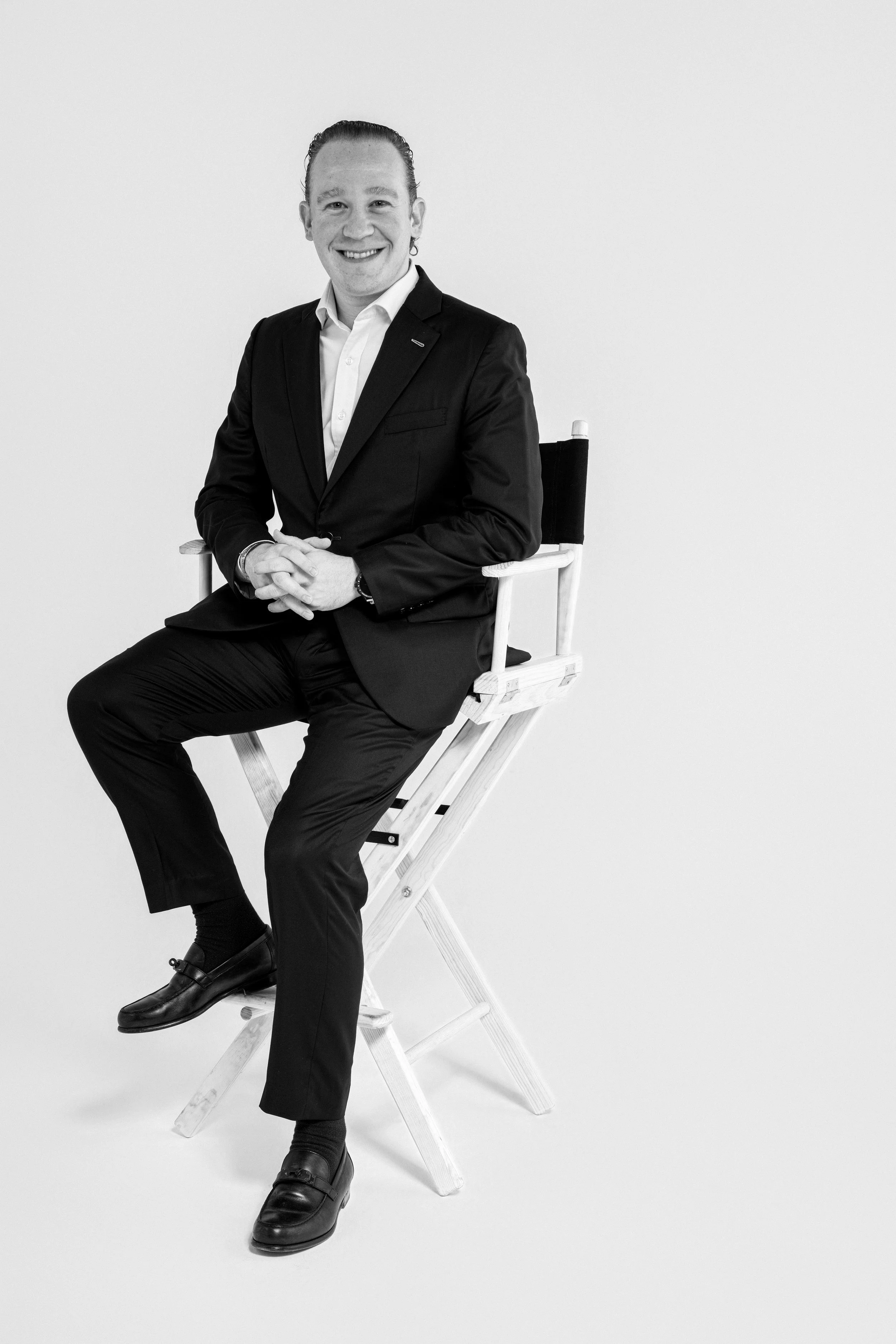 R01-20_SAMANIEGO_STUDIO503 653-2.jpg