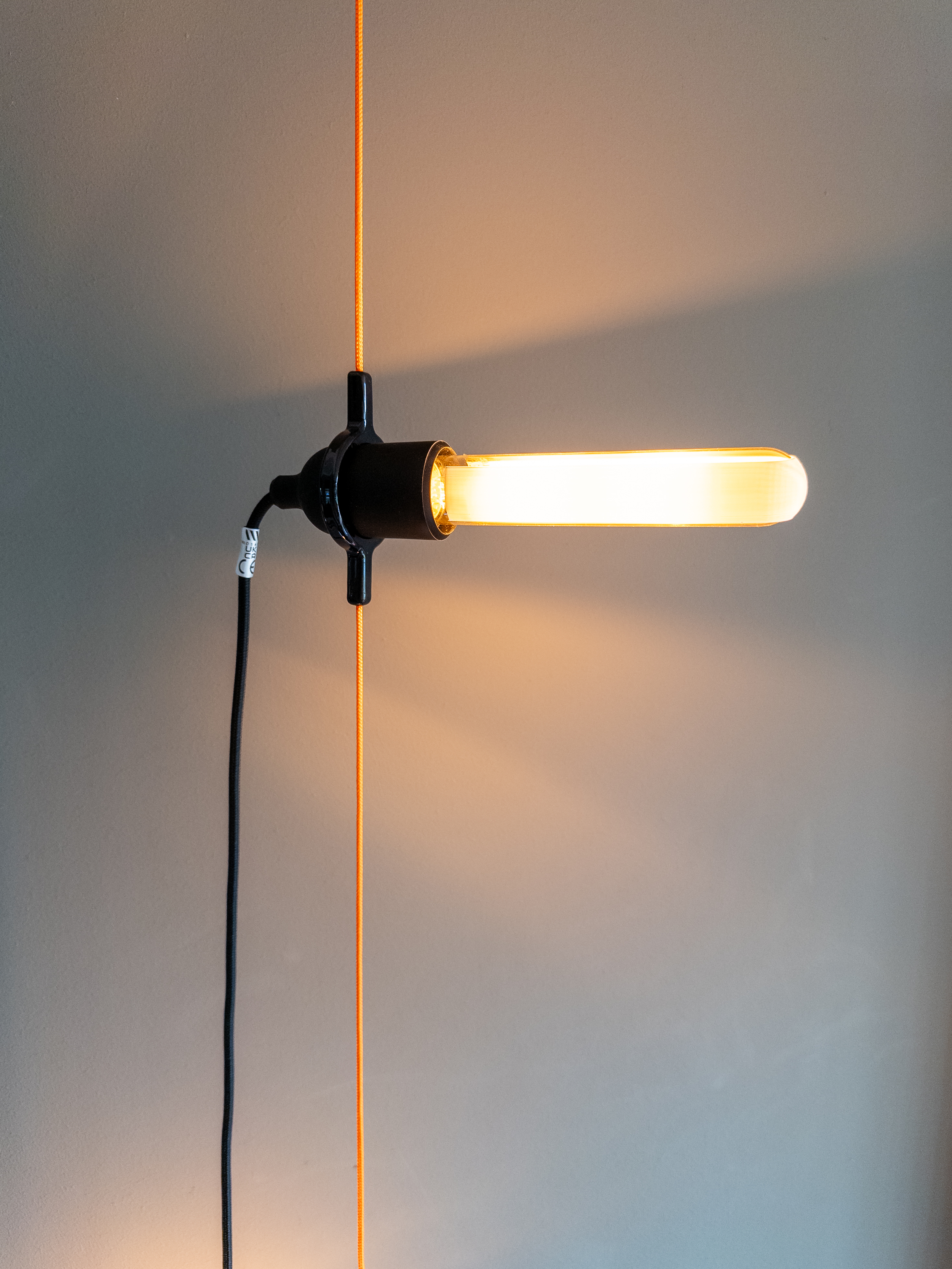 TENSION Mono Closeup_Bob Frederik.png