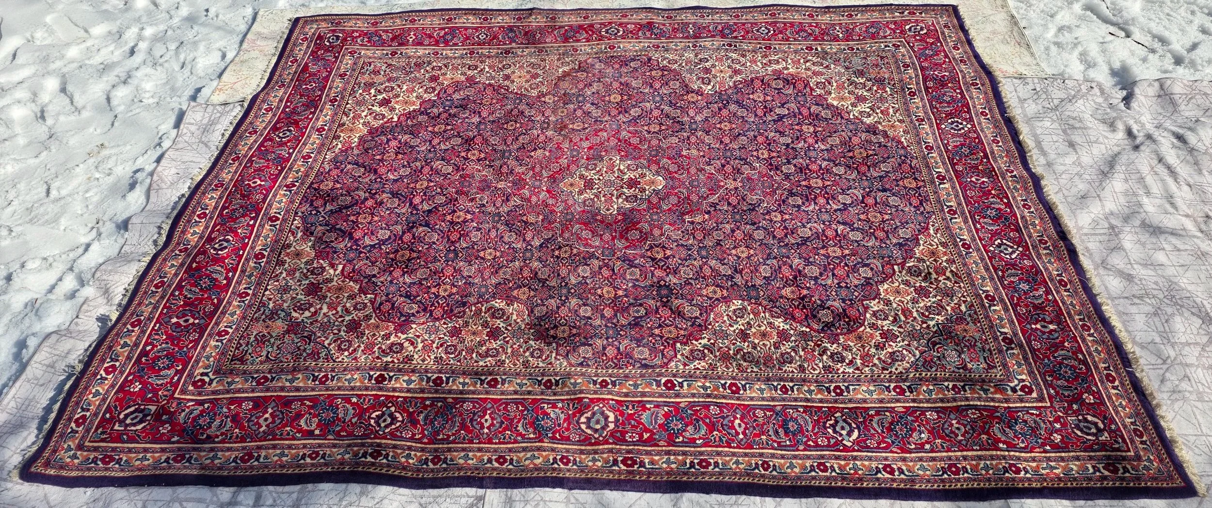 Vintage Persian Sarouk Rug (Mid-Century)