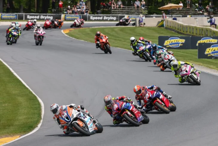 Andrew Lee leads the MotoAmerica Stock 1000 pack race 2