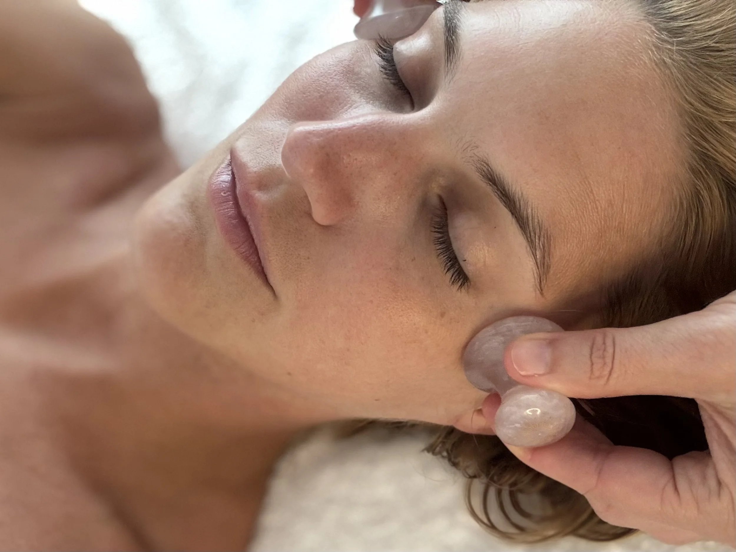 Soin du visage à Biarritz : comment bien choisir selon vos besoins