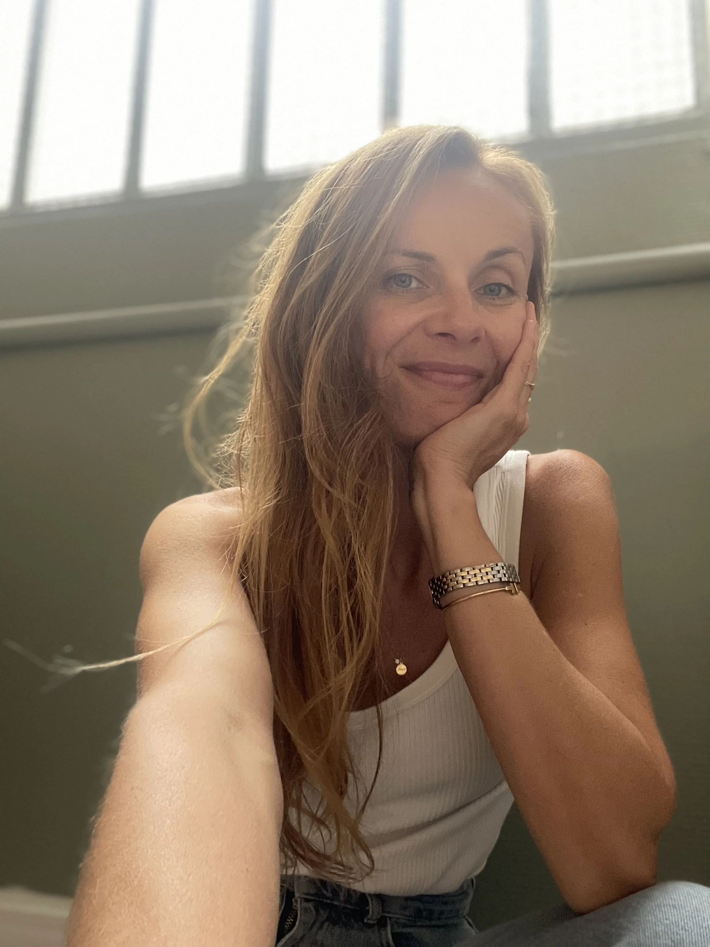 Naturopathe et facialiste à Biarritz : pourquoi cette combinaison change tout