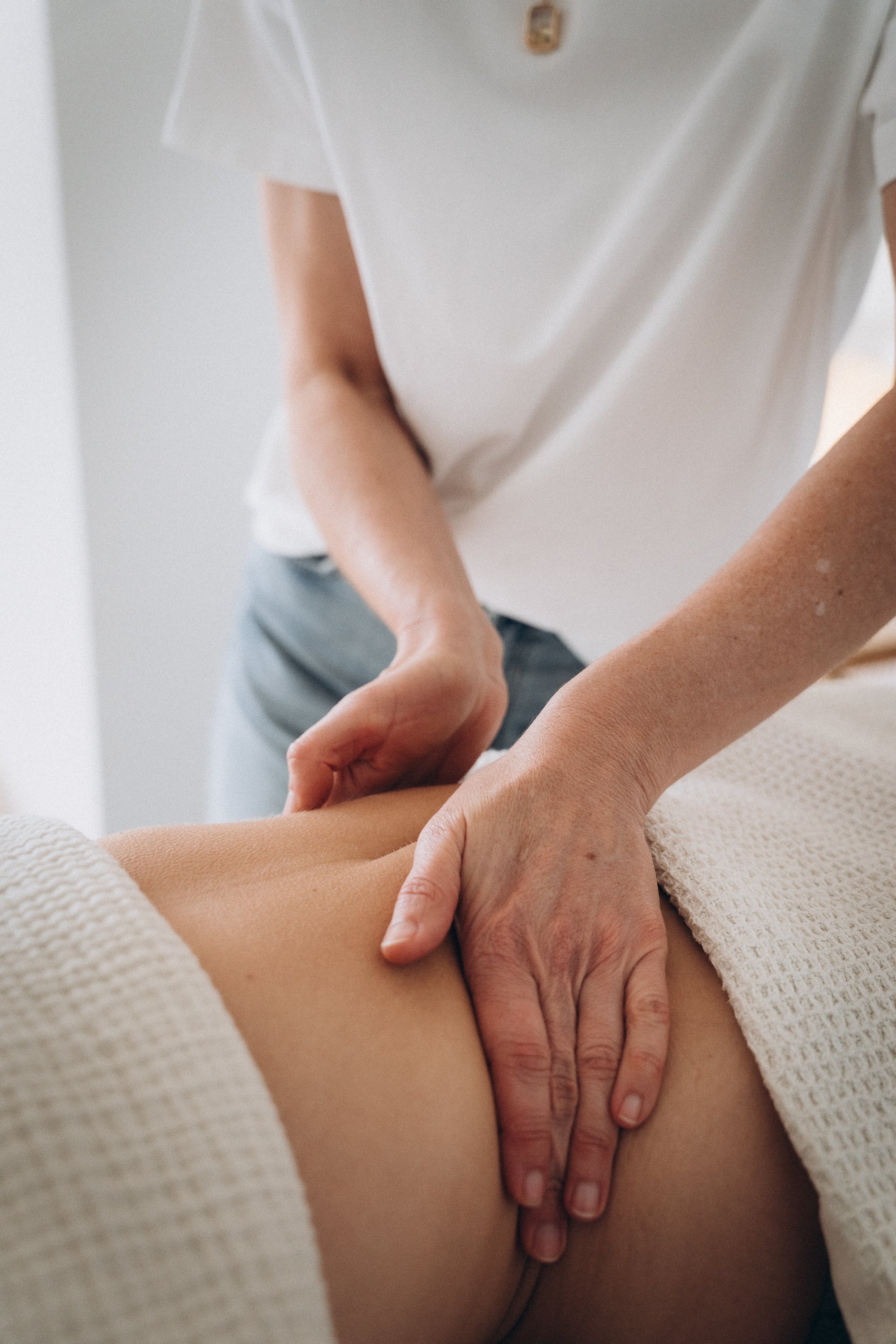 Soin Massage ventre et drainage lymphatique pour le corps à Biarritz - A-S Mathieu