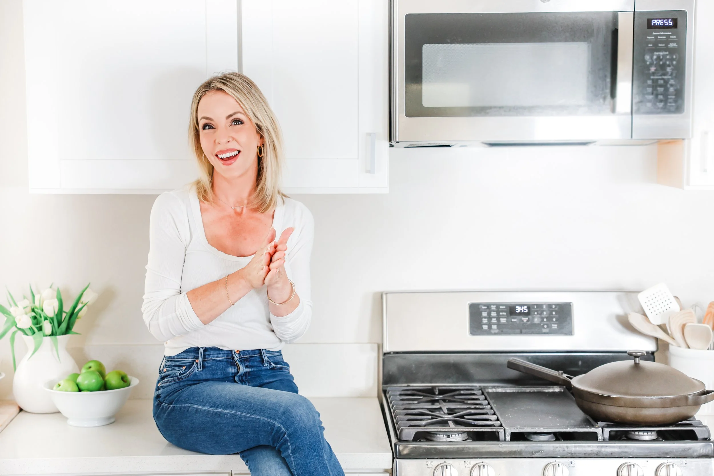 2024-08 Holly B_Headshots 13a.jpg