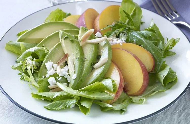 Spicy Peach and Avocado Salad