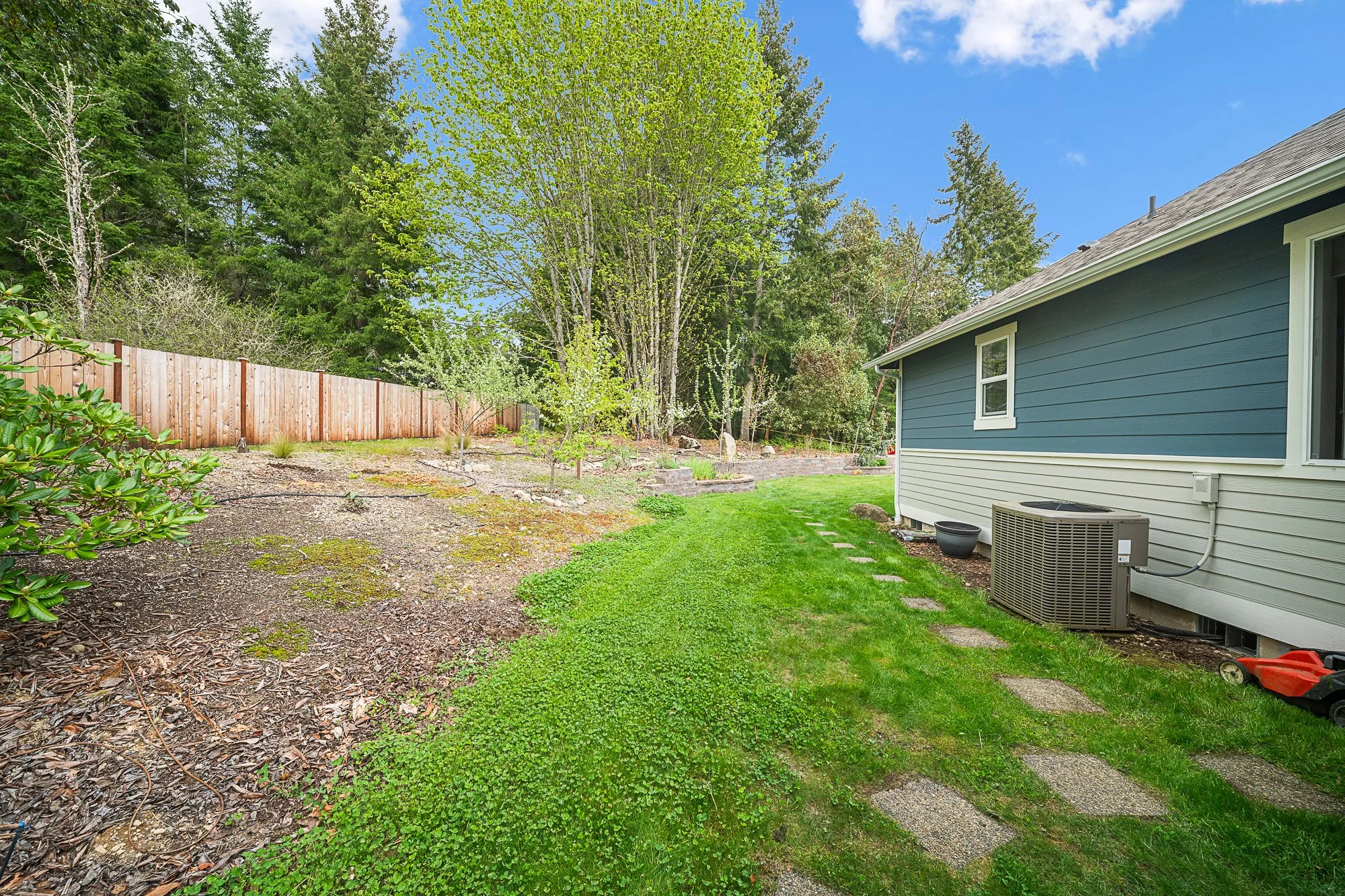 42-print-11940 Windtree Ln SE-42.jpg
