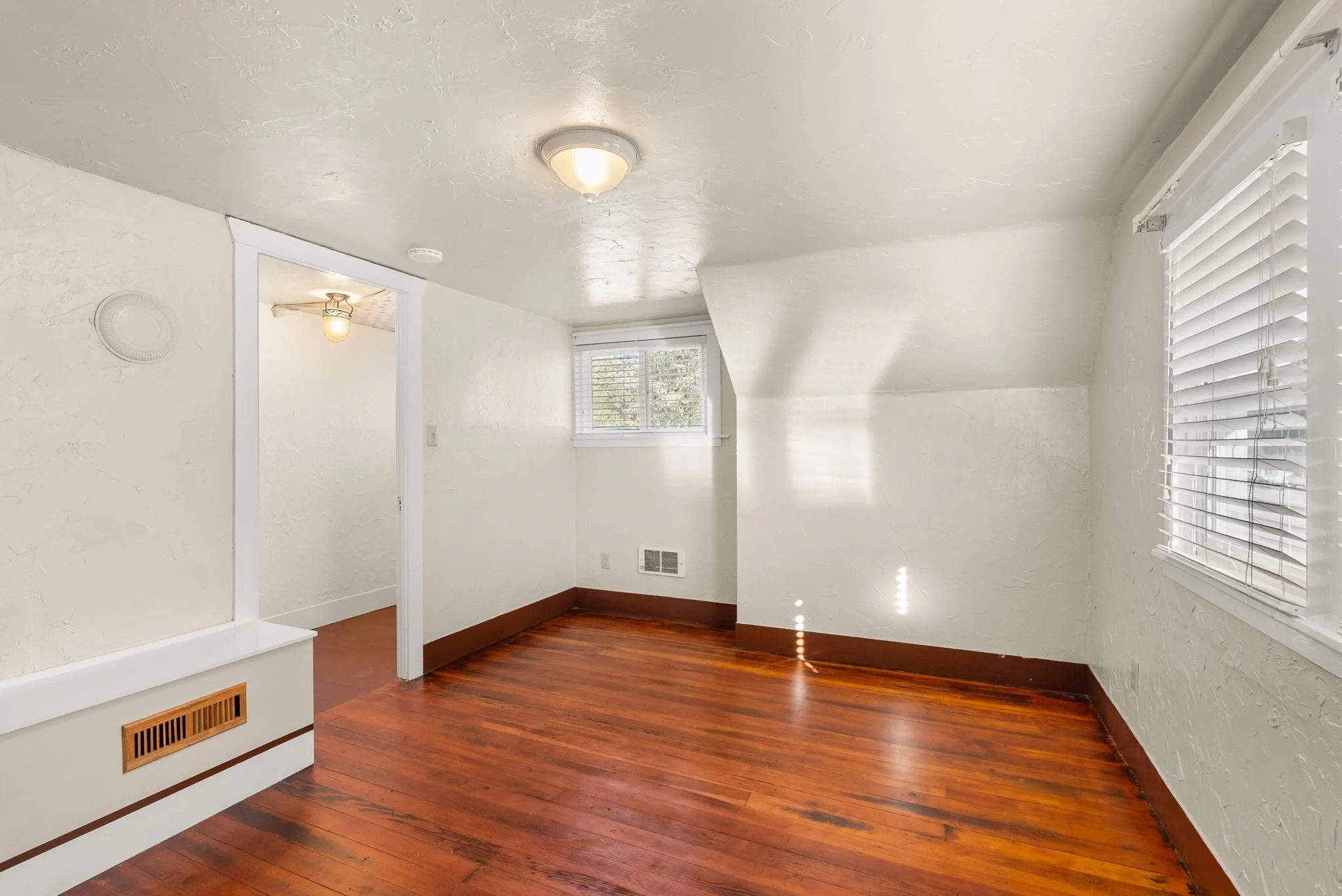35-web-or-mls-6424 Littlerock Rd SW, Tumwater, WA_Luminate Media_35.jpg