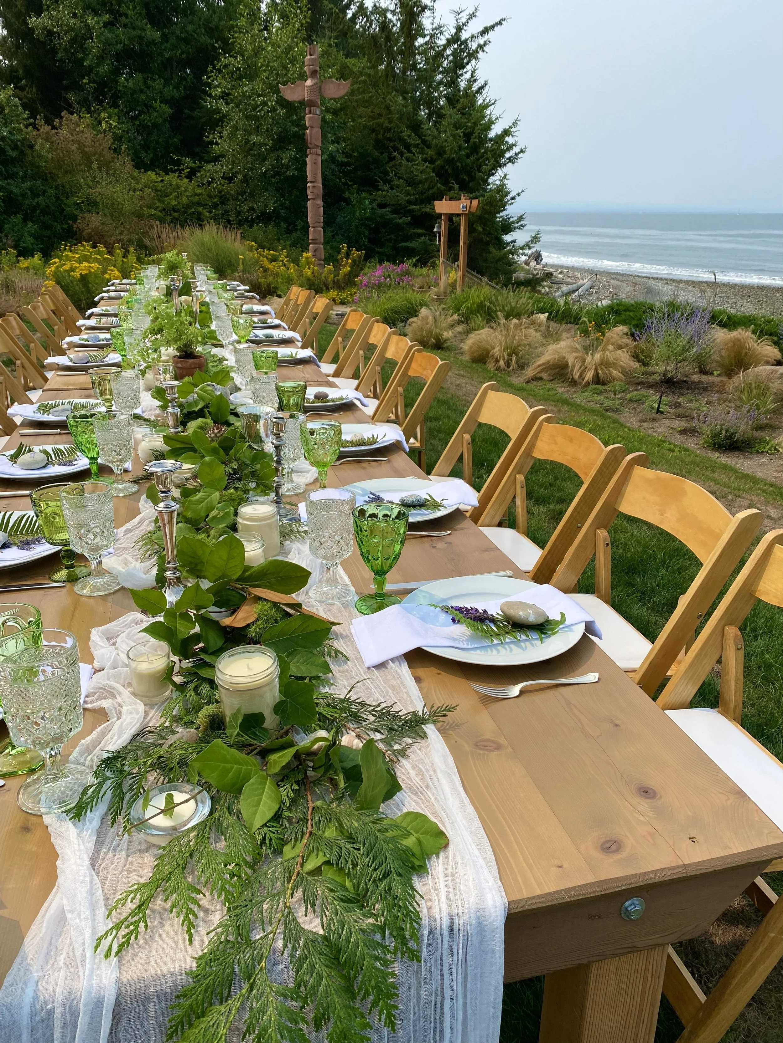 Lanka Chris Table .jpeg