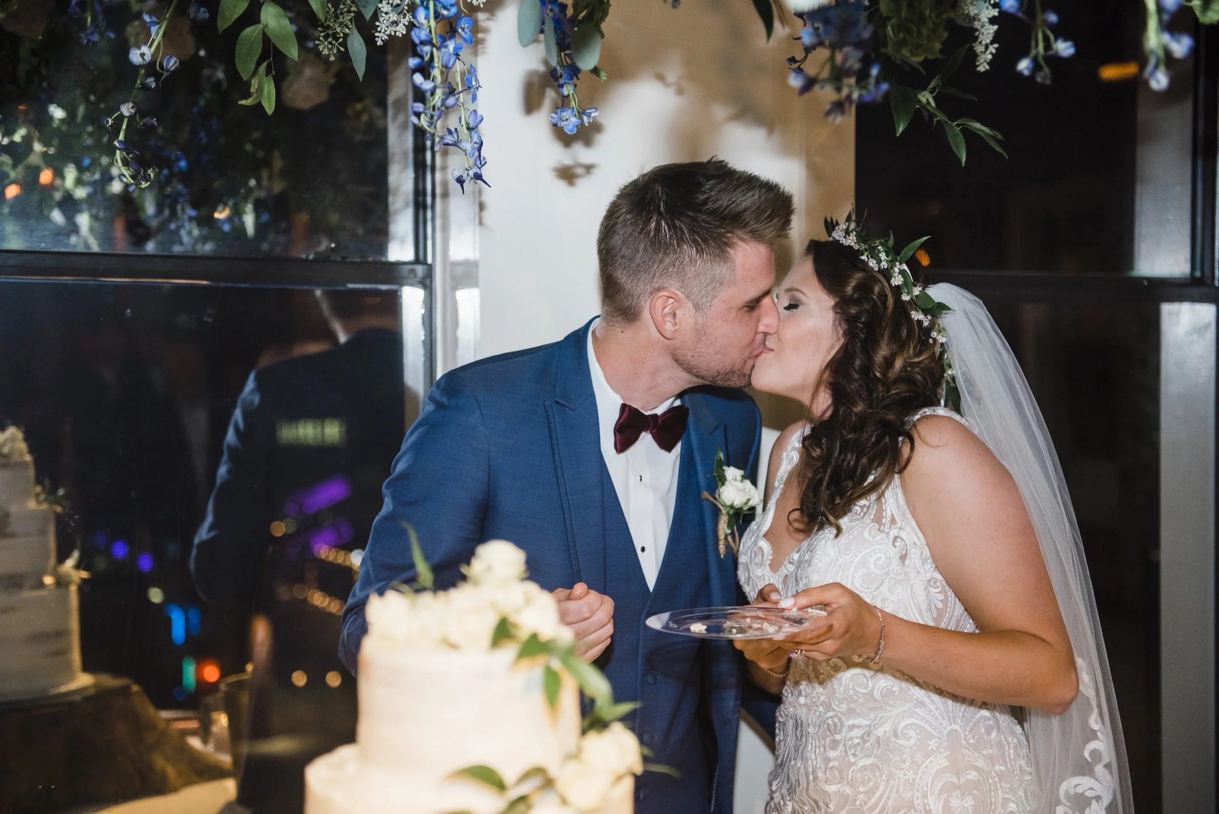 Moment captured by Je Vois Photography.