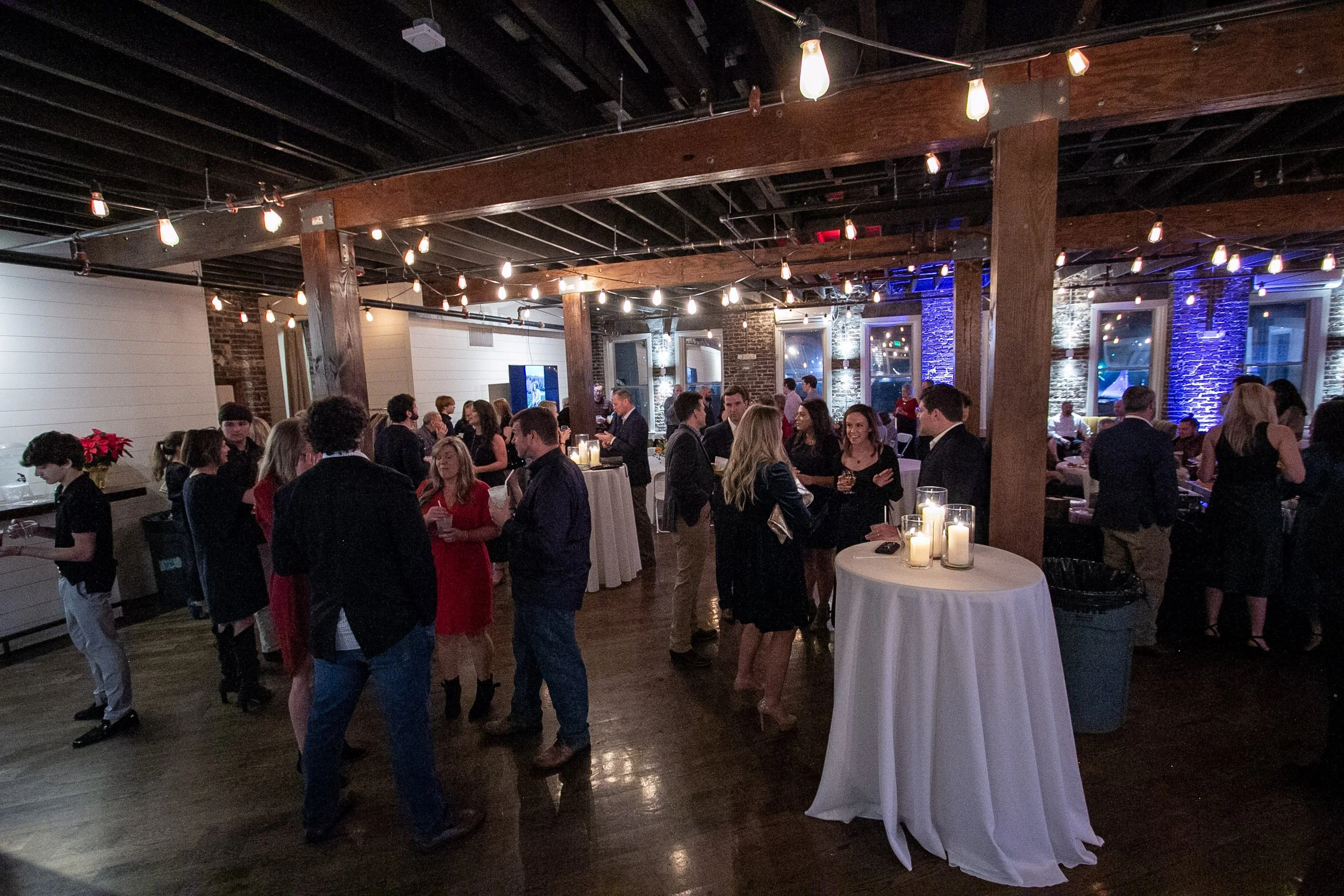 Moment captured by Leslie Braswell.