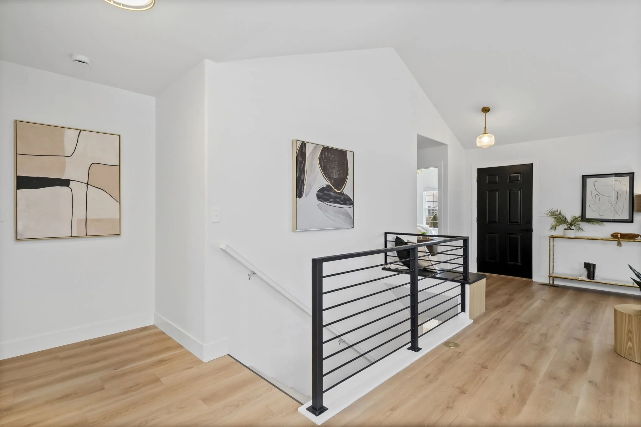 18-web-or-mls-1408 Hearthfire Drive 18.jpg