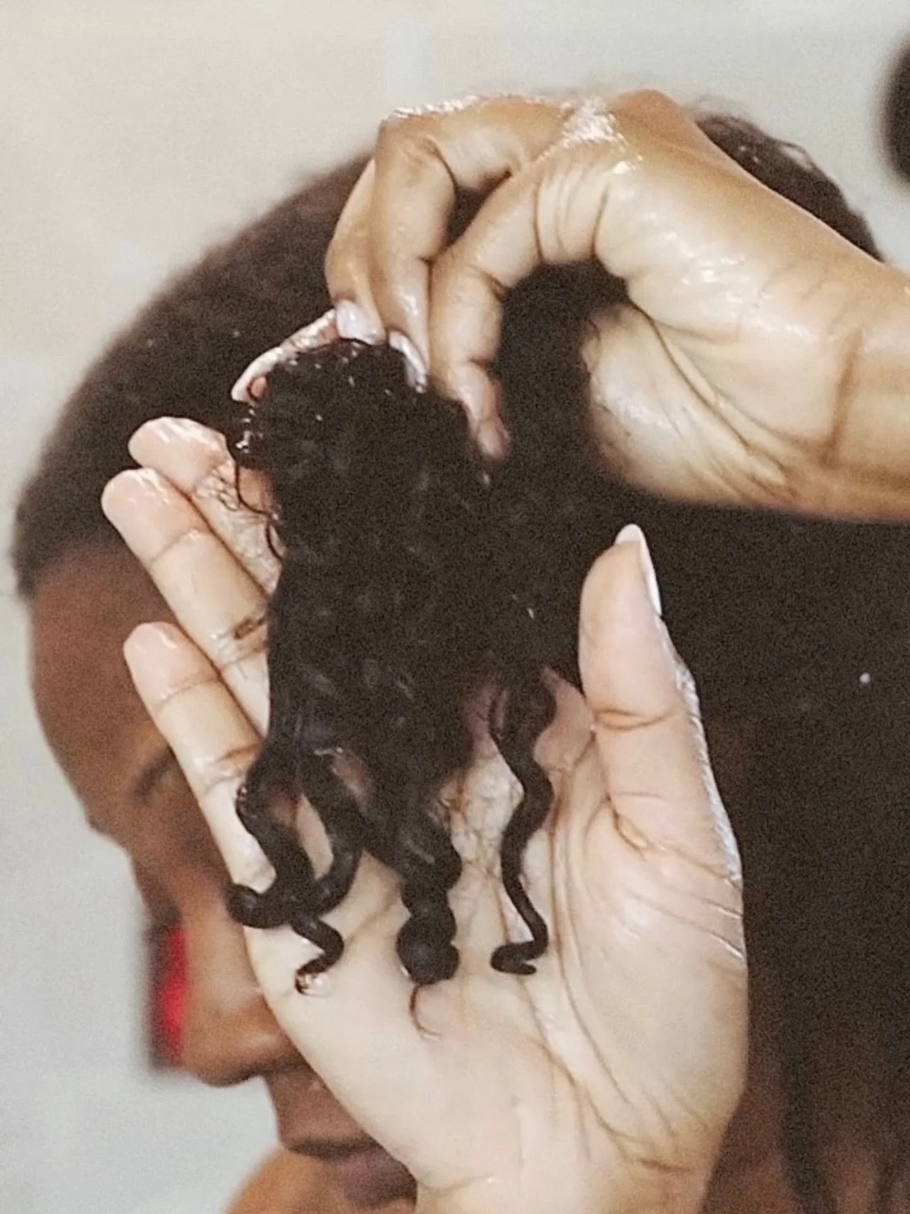 straight-haired natural? yep.
because protective styling isn&rsquo;t just about covering hair, it&rsquo;s about preserving it. you&rsquo;re looking at what happens when you actually keep your hair moisturized, layered, sealed, and styled intentionall
