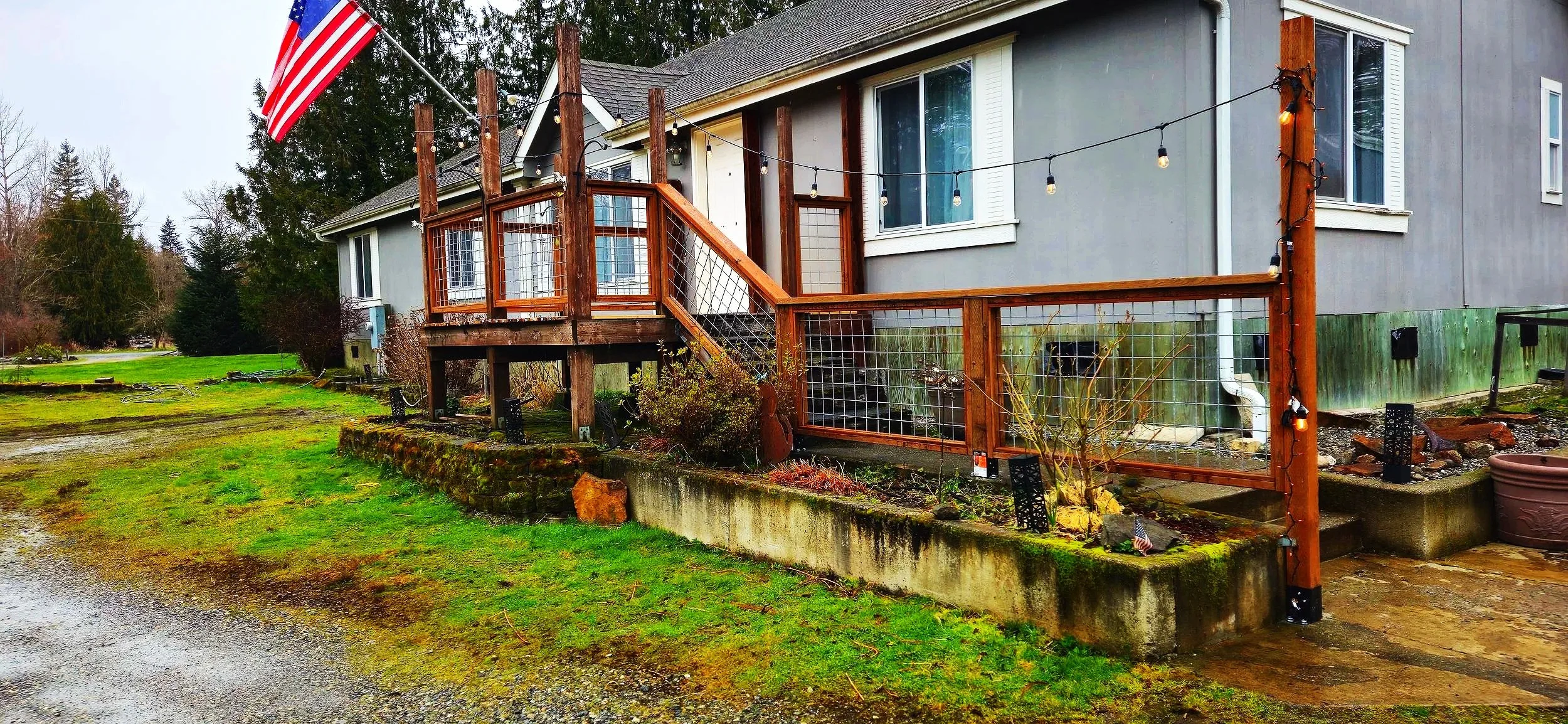 Custom built deck in skagit county
