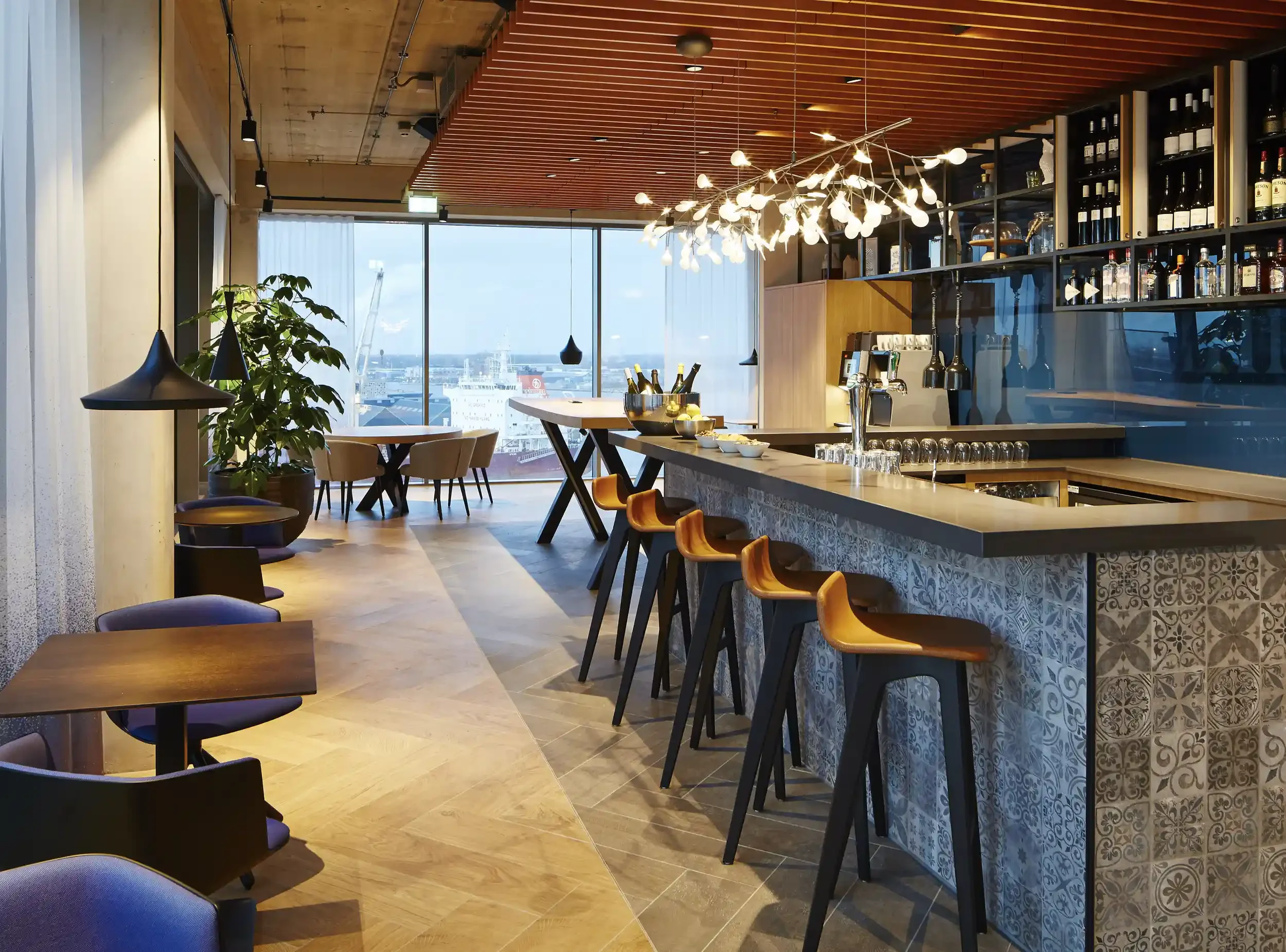 residence-inn-by-marriott-amsterdam-houthavens-2.webp
