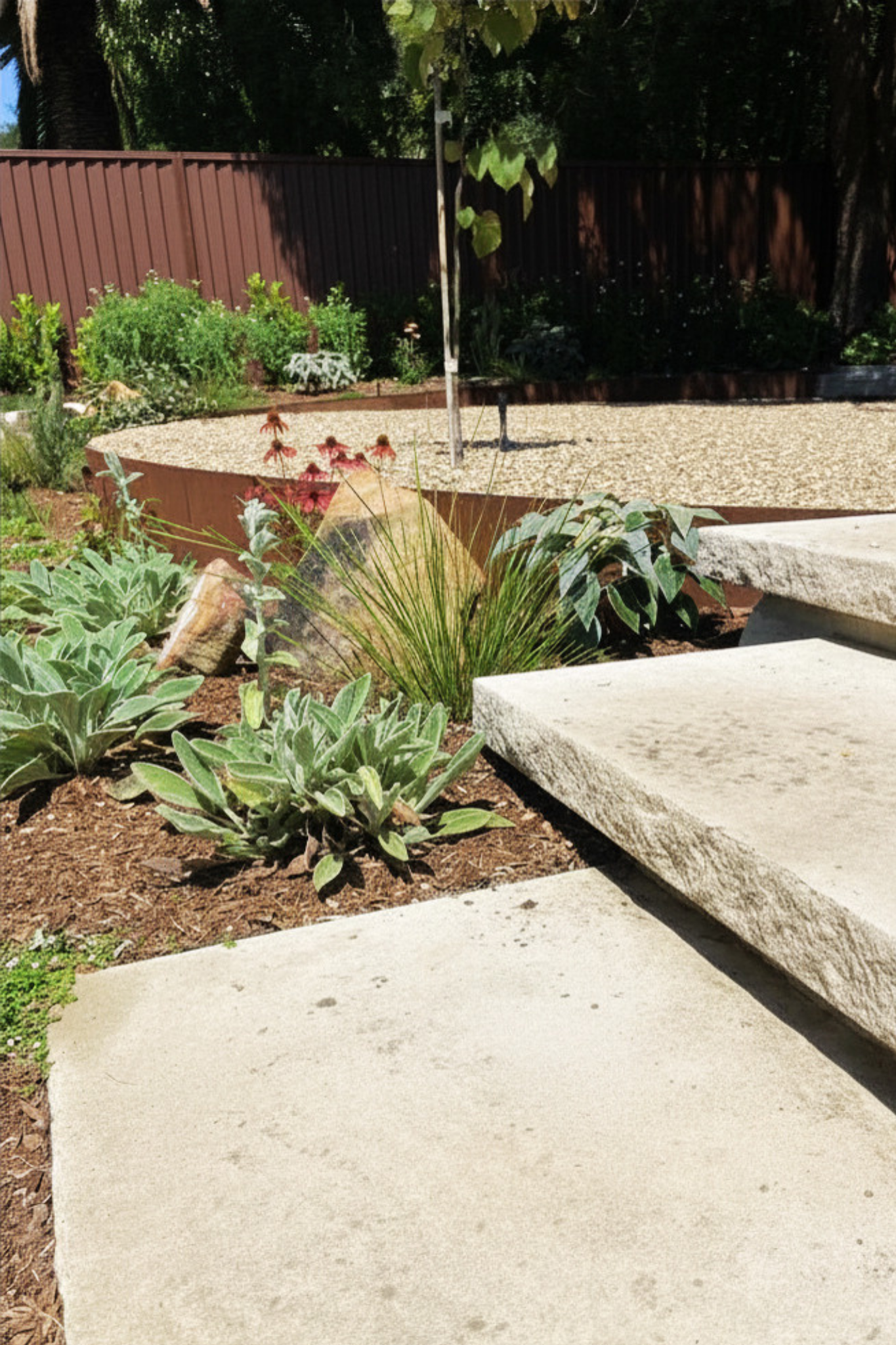 Floating sandstone steppers 