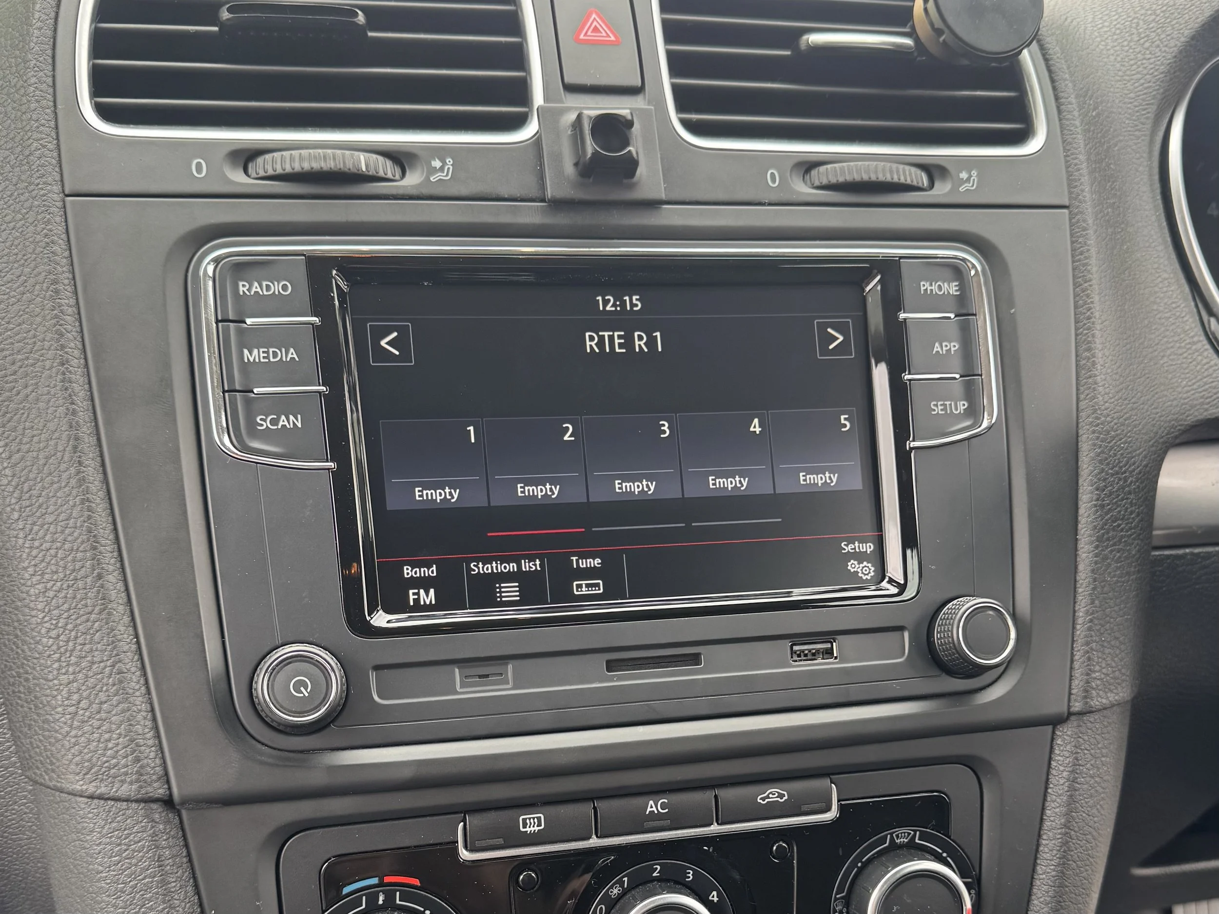 Volkswagen Polo Apple CarPlay (2009-2014)